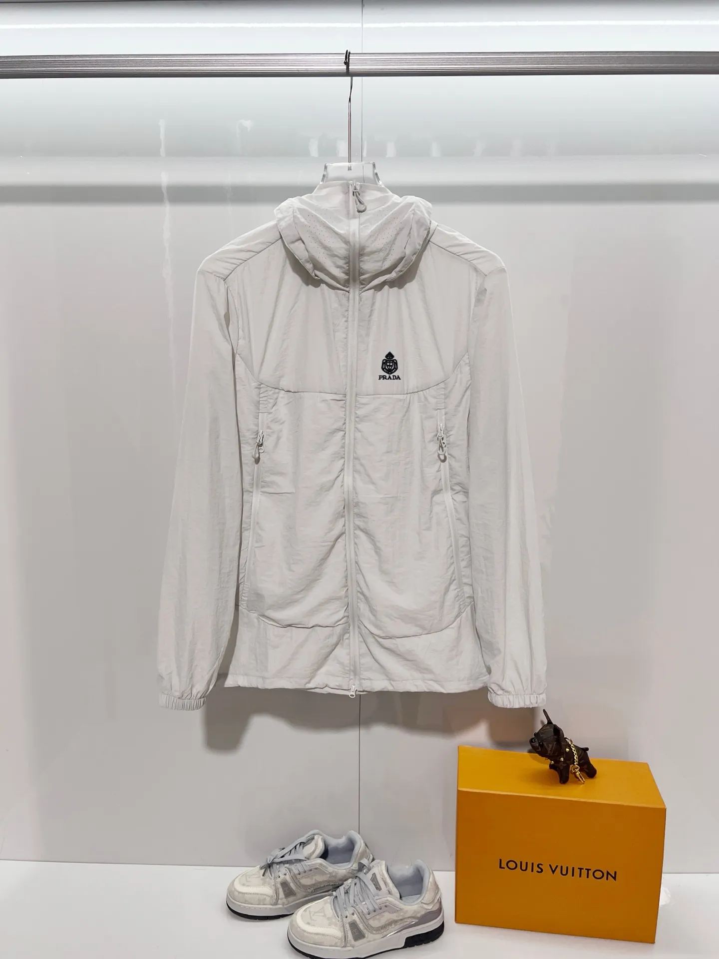 PRADA Classic Logo 🪡 %98 ✅ Quality ‼ 100% :White.Gray.Black Size：XL XXL XXXL 4XL