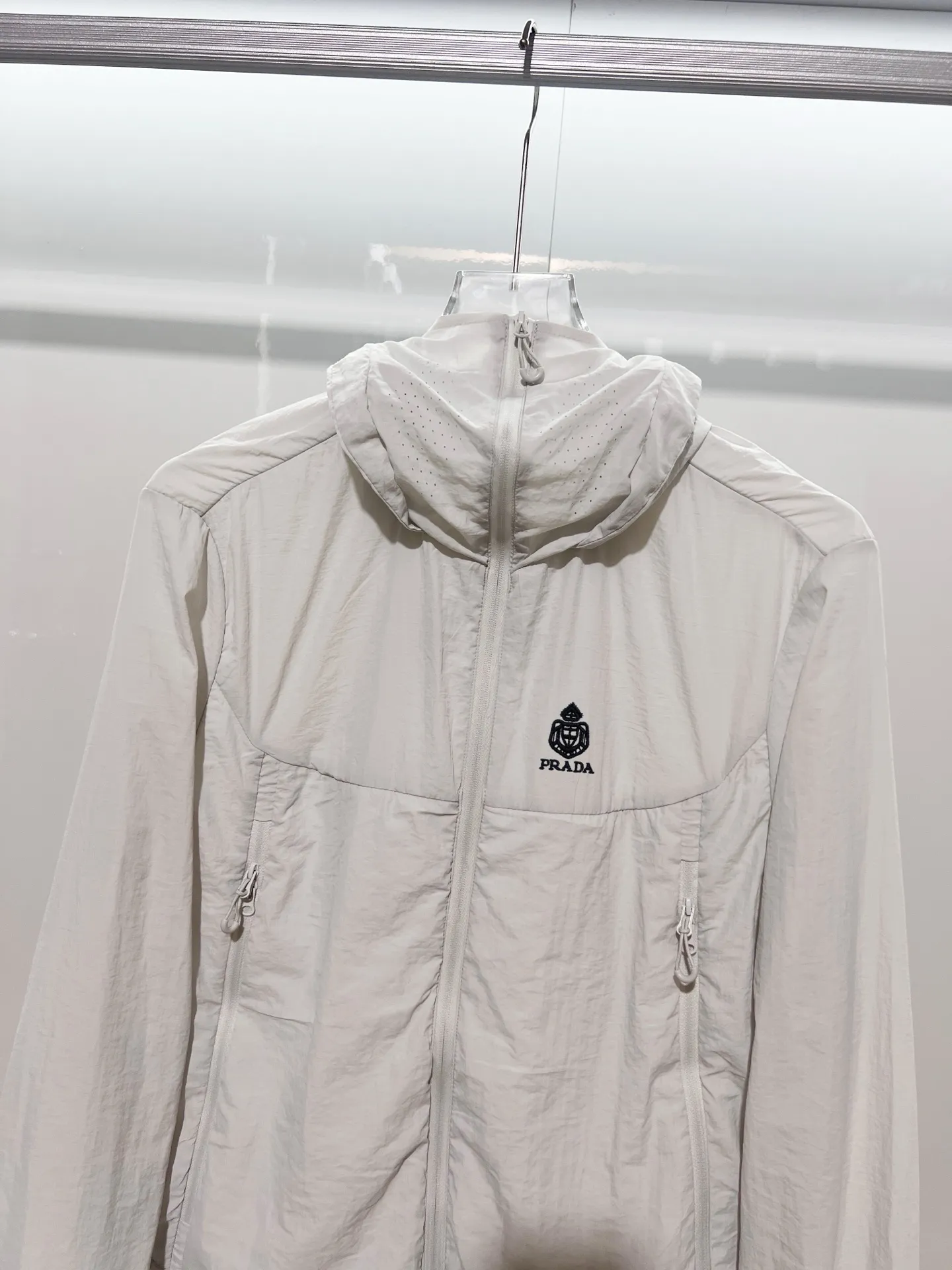 PRADA Classic Logo 🪡 %98 ✅ Quality ‼ 100% :White.Gray.Black Size：XL XXL XXXL 4XL