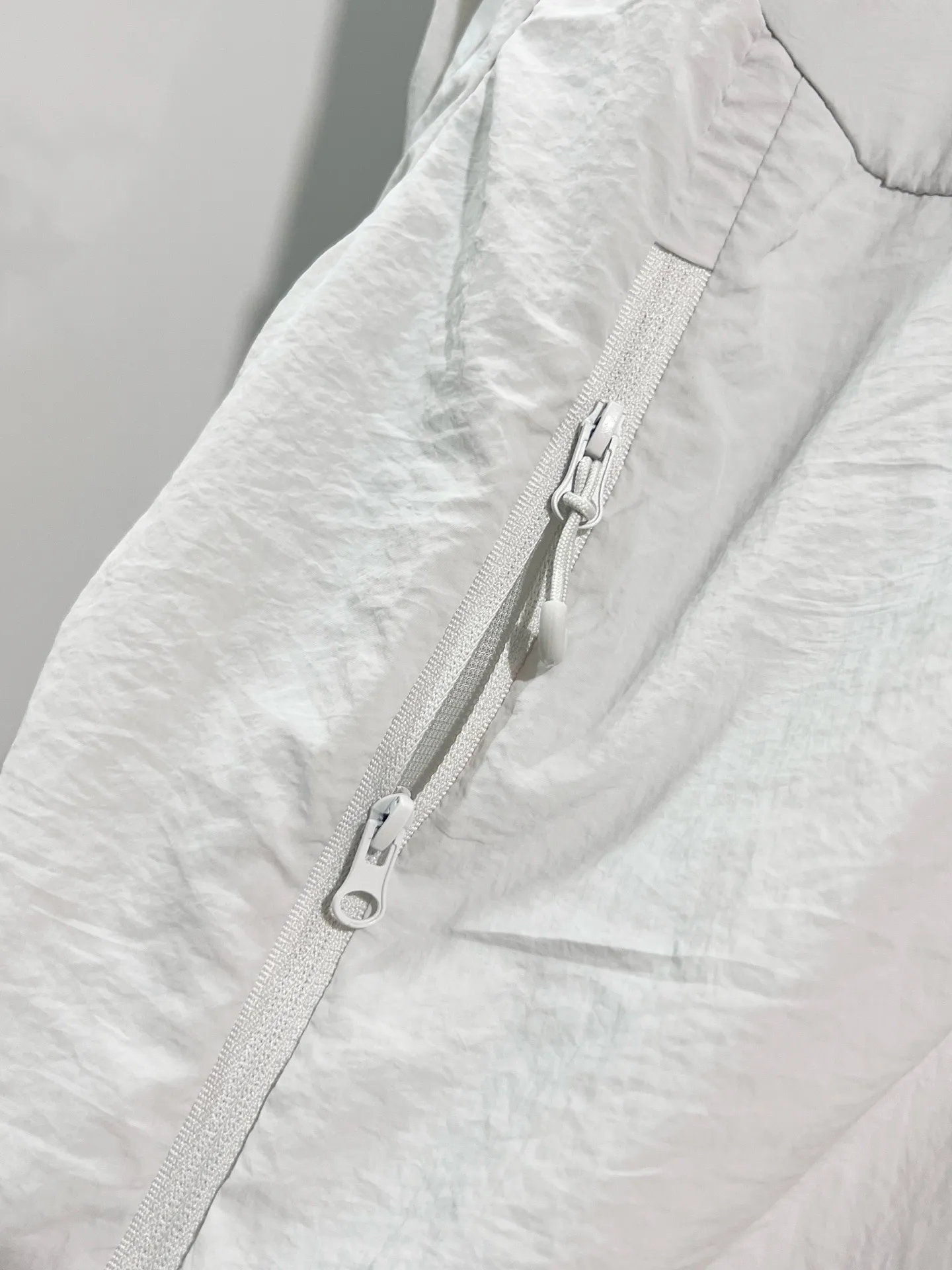 PRADA Classic Logo 🪡 %98 ✅ Quality ‼ 100% :White.Gray.Black Size：XL XXL XXXL 4XL