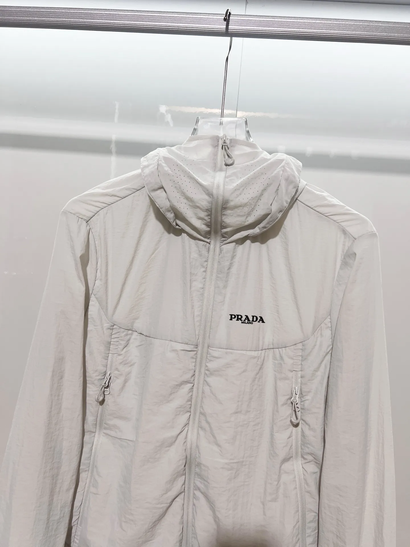 PRADA Classic Logo 🪡 %98 ✅ Quality ‼ 100% :White.Gray.Black Size：XL XXL XXXL 4XL