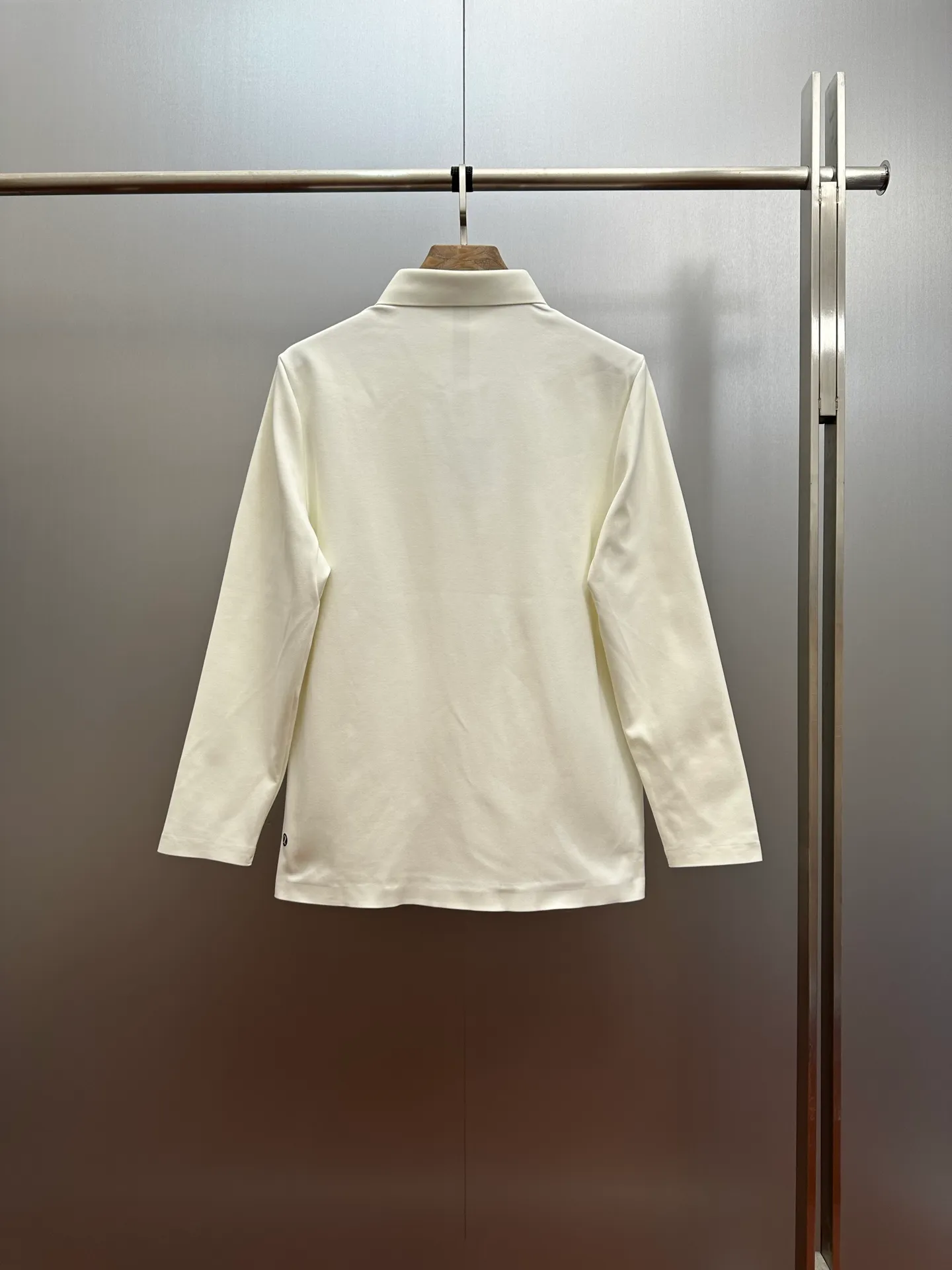 Lululemon/ Urban Commute POLO ， ， 。 ，Breathable ， 、 。 ， ， 。 ， ， ， 。 ， 。 ， 。 ， 、 、 。 ！ ：White，Black，Navy Blue， Sizes：L-3x L