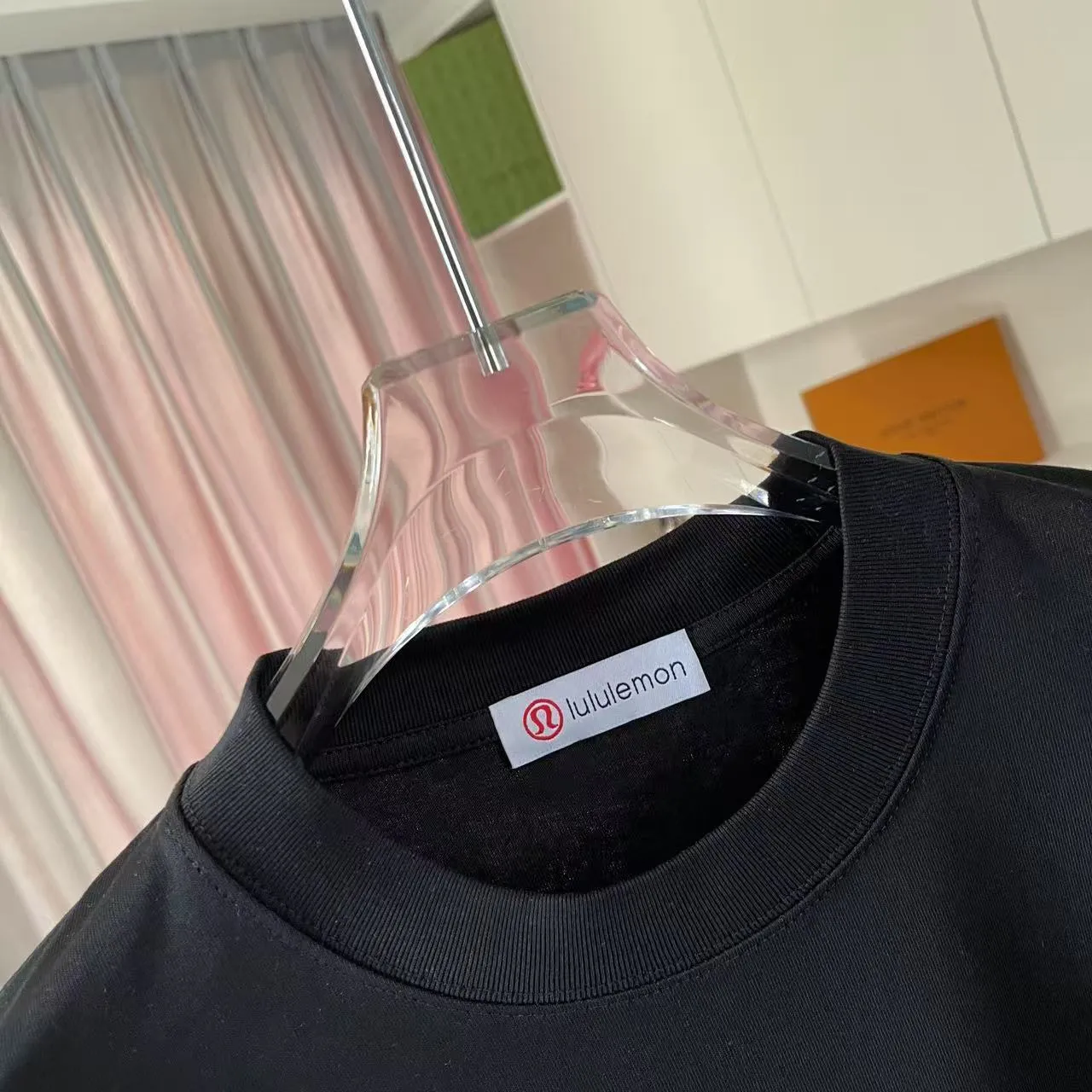 lulu* 2025 New Arrival logo g t Same Style Size：S M L XL XXL ：Black White Red Gray
