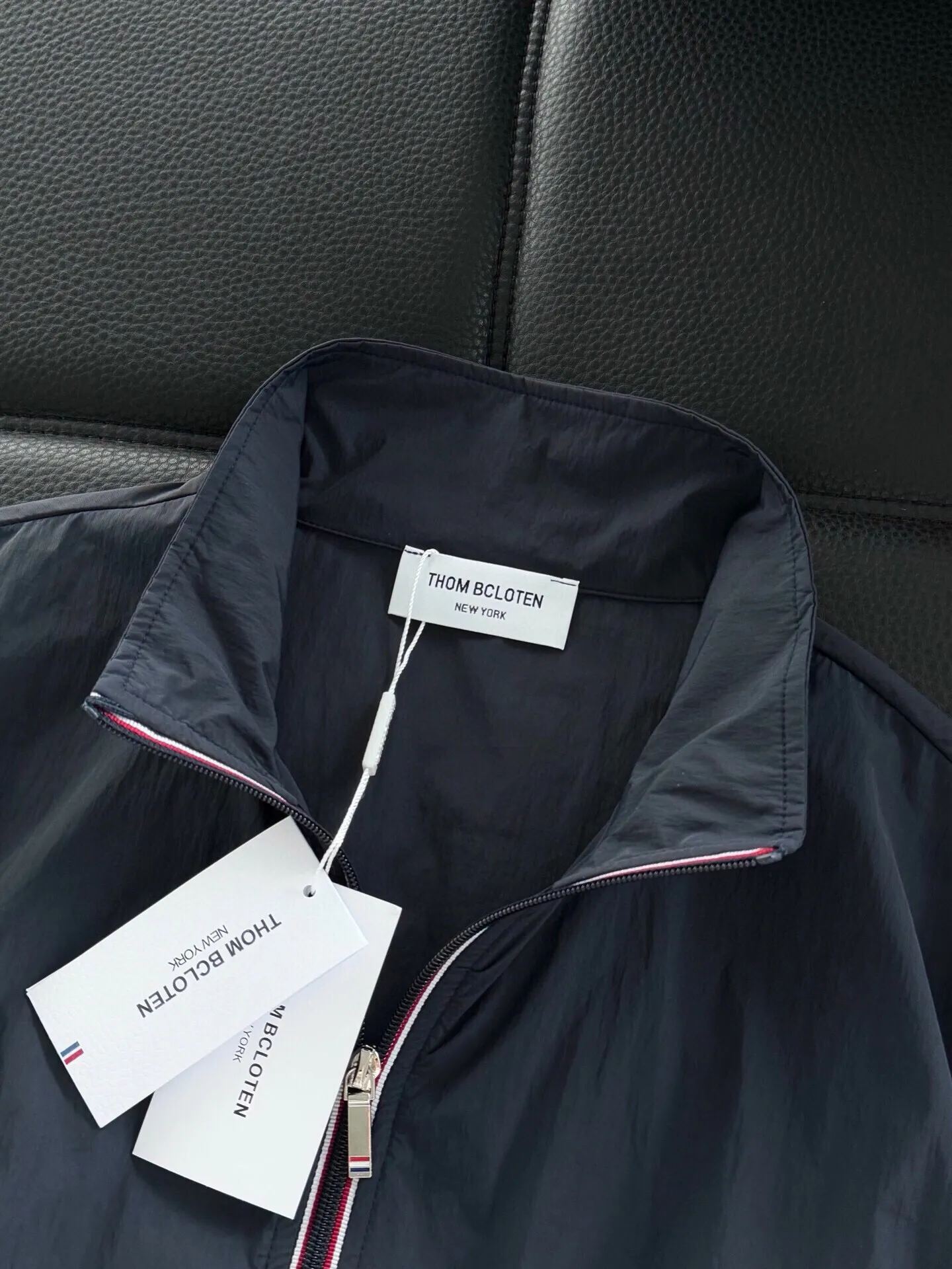Classic 。 。 Breathable Same Style TB Factory 38 。 Same Style ：White/Black/Navy Blue Size：m~3x :8117