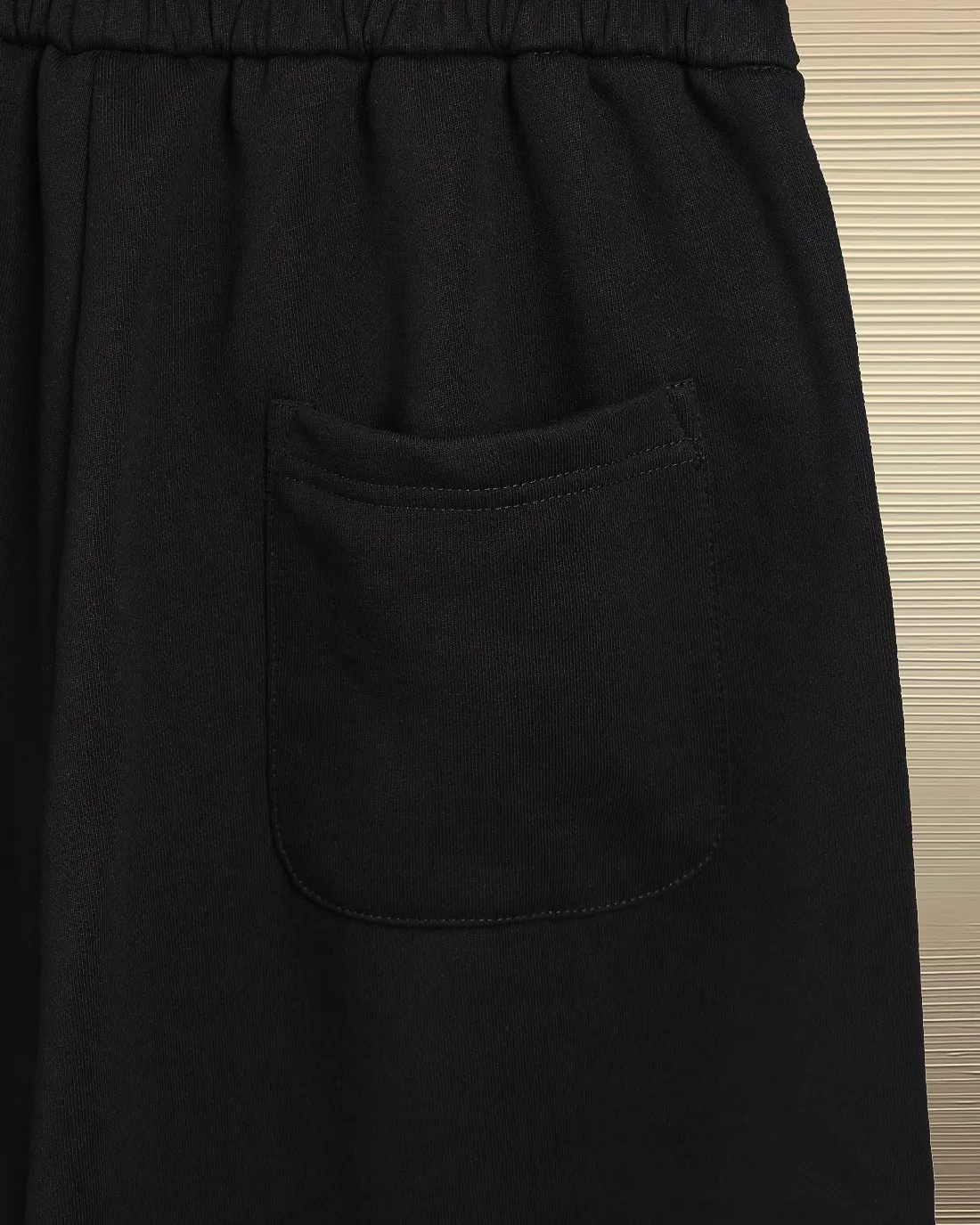 Louis Vuitton* Classic Logo ✅ Quality ‼ ● ● ● ● 1：1 ● + ● ●Size：S M L XL