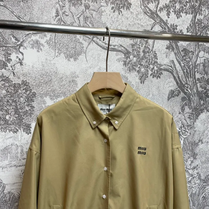 Miu Miu Khaki Miu Miu Classic 1： Miu Miu 2: 3: 4: Size：M-3XL