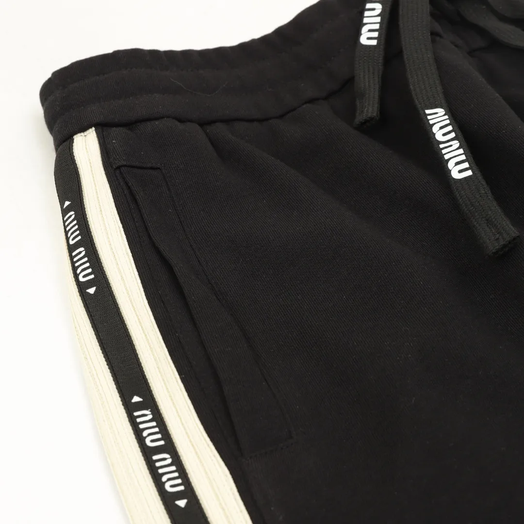 MIUMIU/ 100% ， 420g 。 ， ！， 。 logo ， 。 Gold ， 。 ， 。 。 Size：XS-L