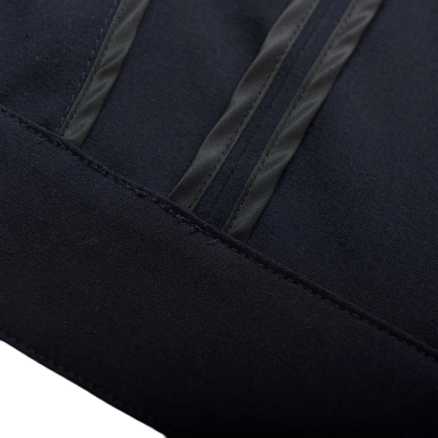Miu Miu 24SS ， ， 。 ， ， ， ， Navy Blue ， 。 ，MIUMIU ， 。 Quality ， 。 ， Quality 。 Size:S/M/L/XL