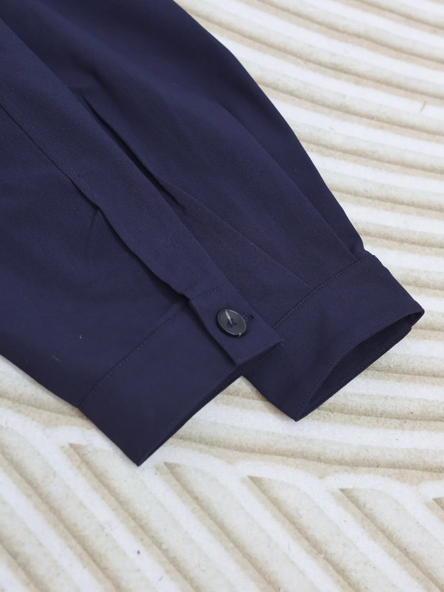 Miumi*/ 24Fw ， ， 。 ， ， ， ， ， Navy Blue ， 。 ，miumiu ， 。 Quality ， 。 Size：S/M/L/XL