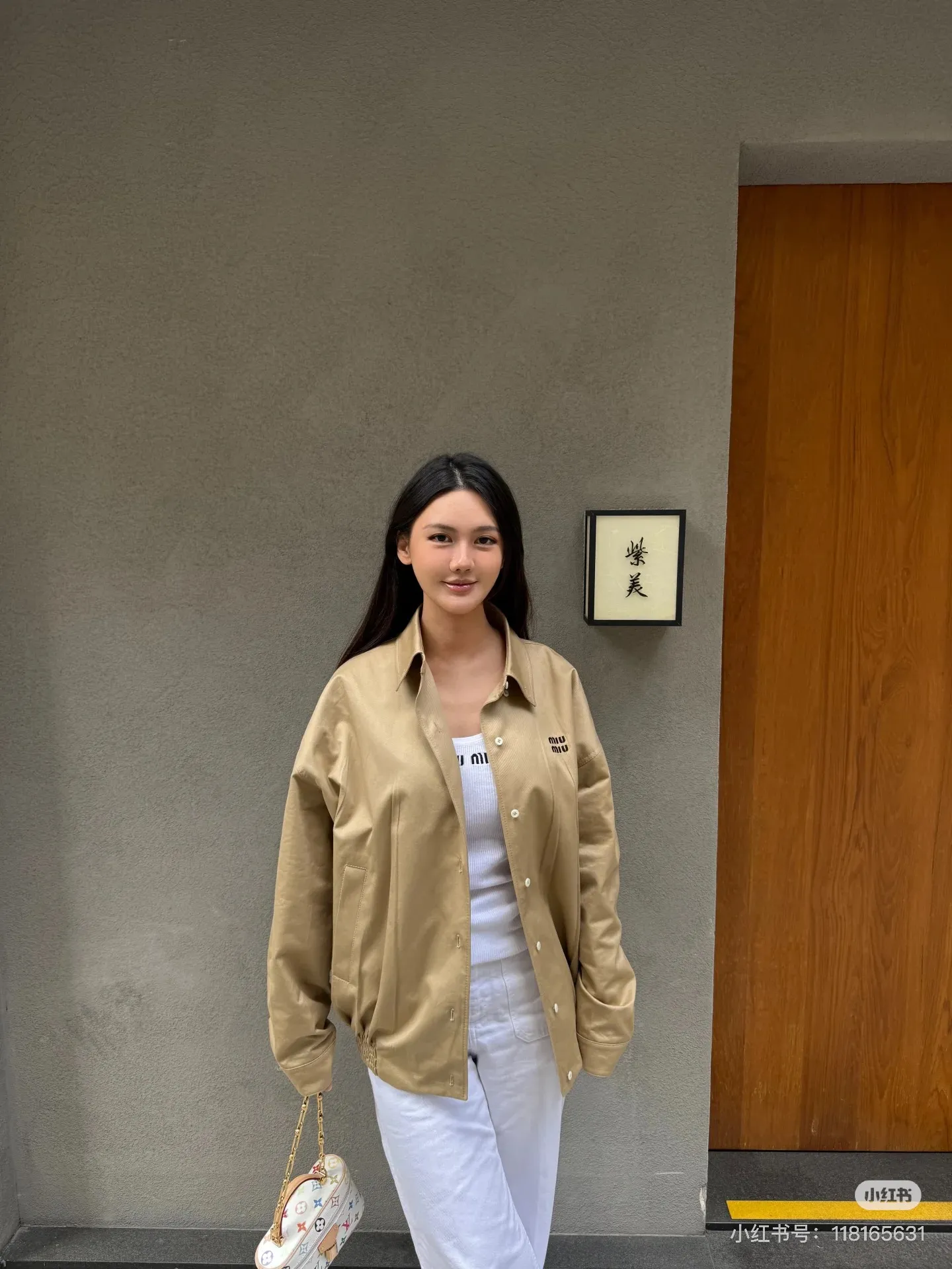 Miu Miu Khaki Miu Miu Classic 1： Miu Miu 2: 3: 4: Size：M-3XL