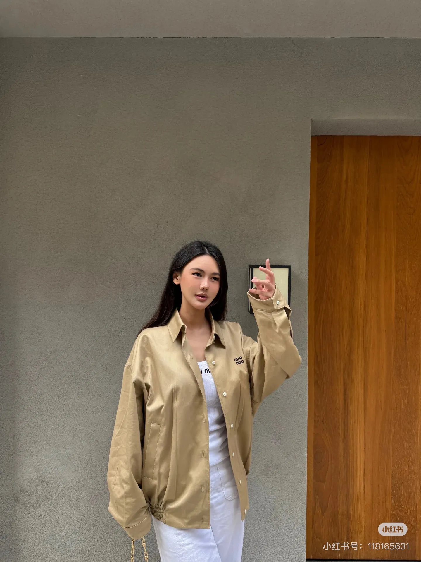 Miu Miu Khaki Miu Miu Classic 1： Miu Miu 2: 3: 4: Size：M-3XL