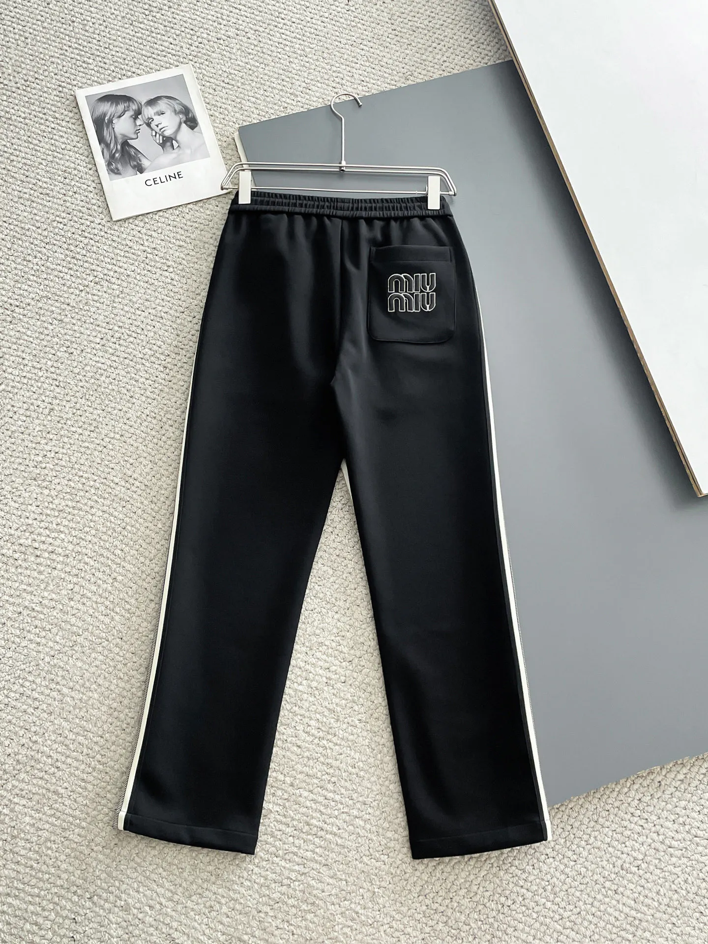 miumiu 2026New Arrival Same Style ，Breathable ！ ！ ， ！ Premium ！ Wear-Resistant， Sizes M-3XL