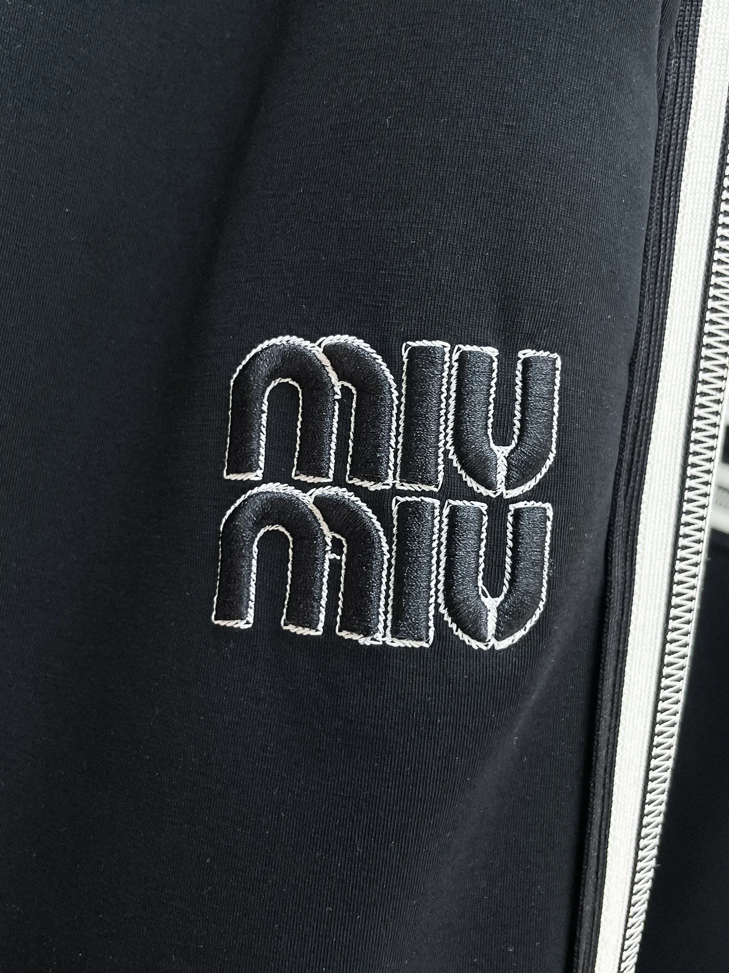 miumiu 2026New Arrival Same Style ，Breathable ！ ！ ， ！ Premium ！ Wear-Resistant， Sizes M-3XL