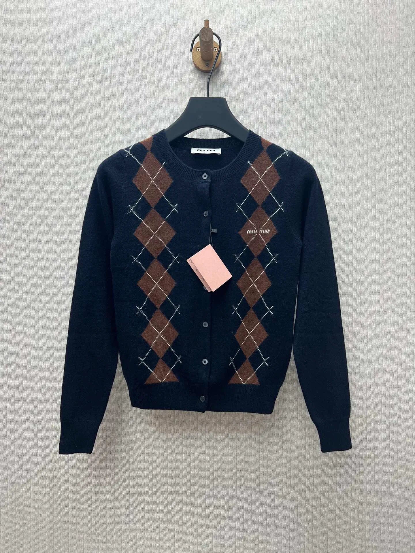 MIUMIU 25ss New Arrival ， Miu Miu Classic 。 Sizes：S.M.L.