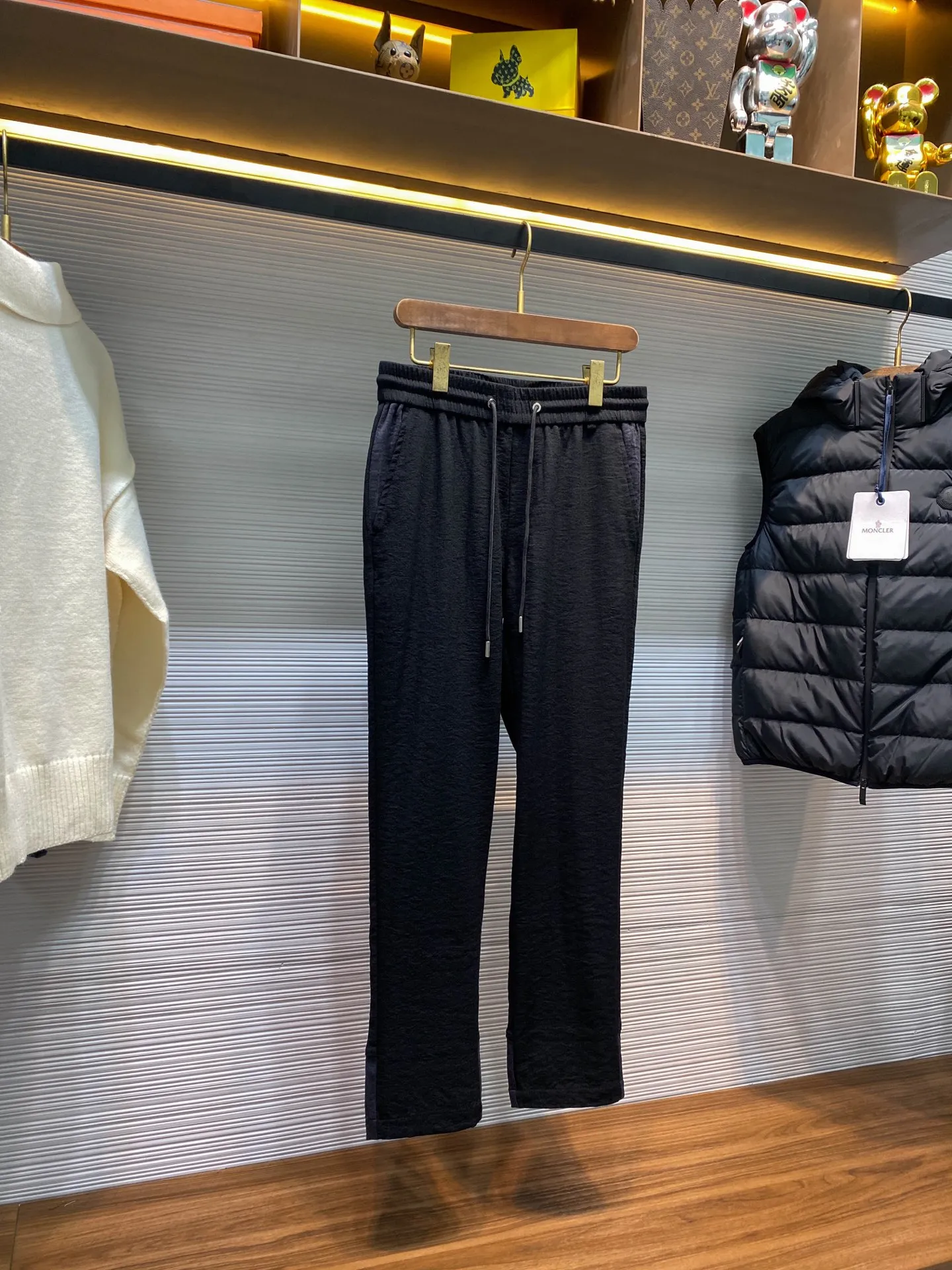 MIU New Arrival ， Classic ！ ， ！MIU New Arrival 、 ， ！ ， ， ， ！ ， ， ， ， ， ！ ， ， ， ， ！ ， ， ， ， ！ ， ！ ， ， ！ ， ， Quality、 ！ ， ， ， ， ！ ， ， ！ Classic Versatile ， ， ！Size：M-3XL M ： 76/82cm- 100cm- 29cm- 60cm- 102cm- 35cm L ： 80/86cm- 104cm- 30cm- 62cm- 103cm- 36cm XL ： 84/90cm- 108cm- 30cm- 64cm- 104cm- 37cm XXL ： 88/94cm- 112cm- 31cm- 66cm- 105cm- 38cm 3XL ： 92/98cm- 116cm- 31cm- 68cm- 106cm- 39cm Size ： 174-140 ， L ！ 133 M ，133-146 L ，146-160 XL ，160-174 XXL ，174-188 3XL ！