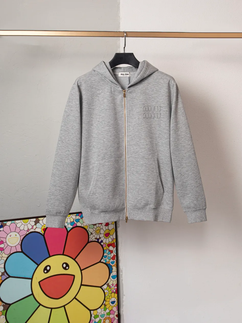 DZ 39 miumiu Classic 450 Classic miu Hot Sale os Versatile 📦 📷 colour: Gray size:s m l xl