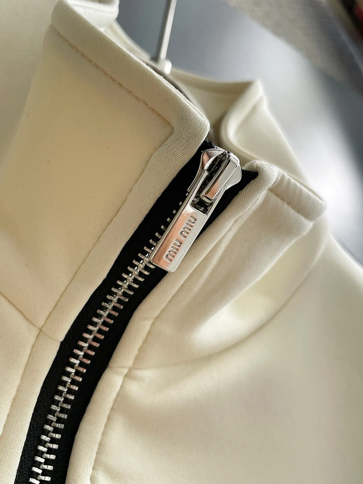 miumiu 2026New Arrival Same Style ，Breathable ！ ！ ， ！ Premium ！ Wear-Resistant， Sizes M-3XL