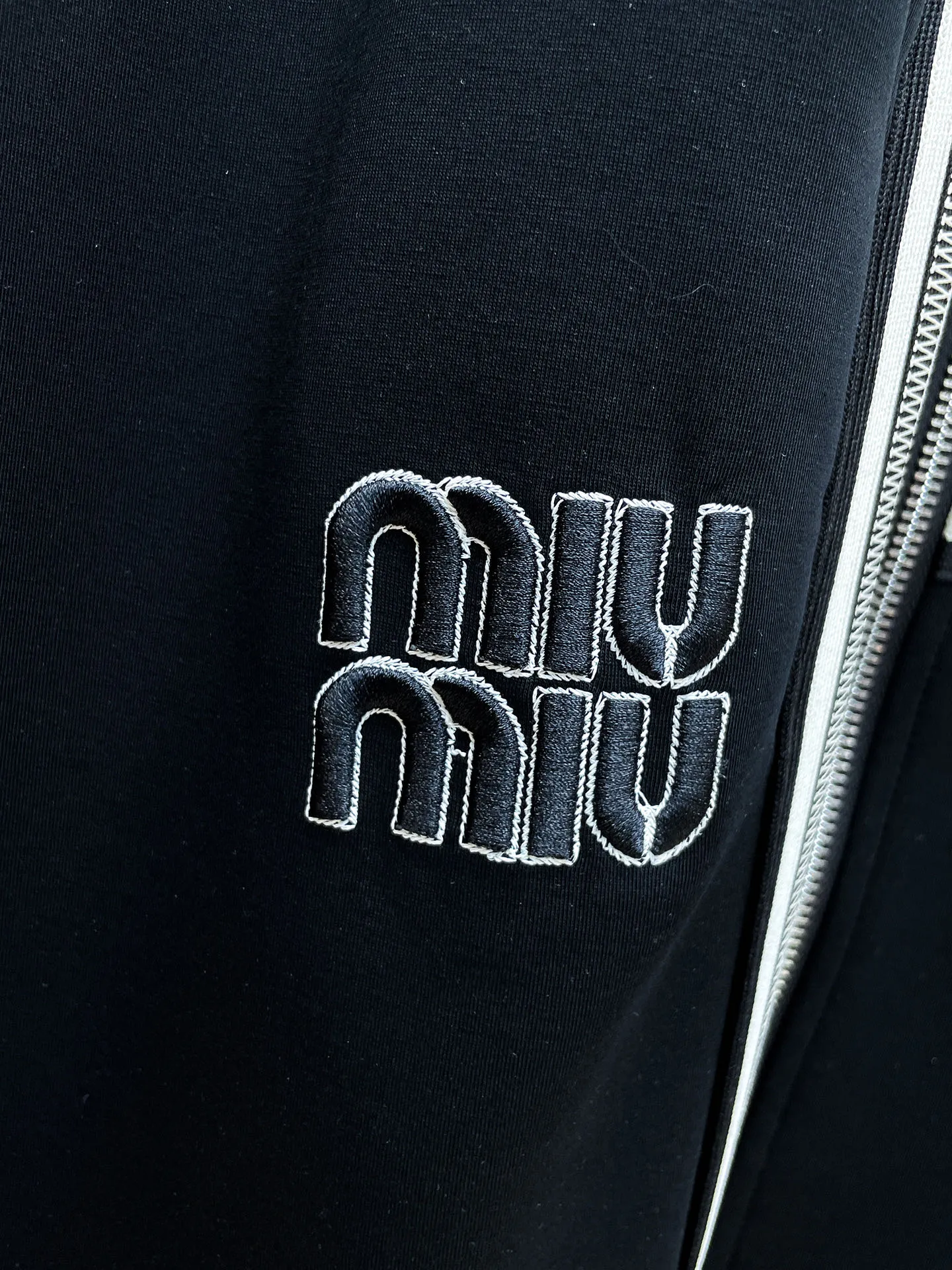 miumiu 2026New Arrival Same Style ，Breathable ！ ！ ， ！ Premium ！ Wear-Resistant， Sizes M-3XL