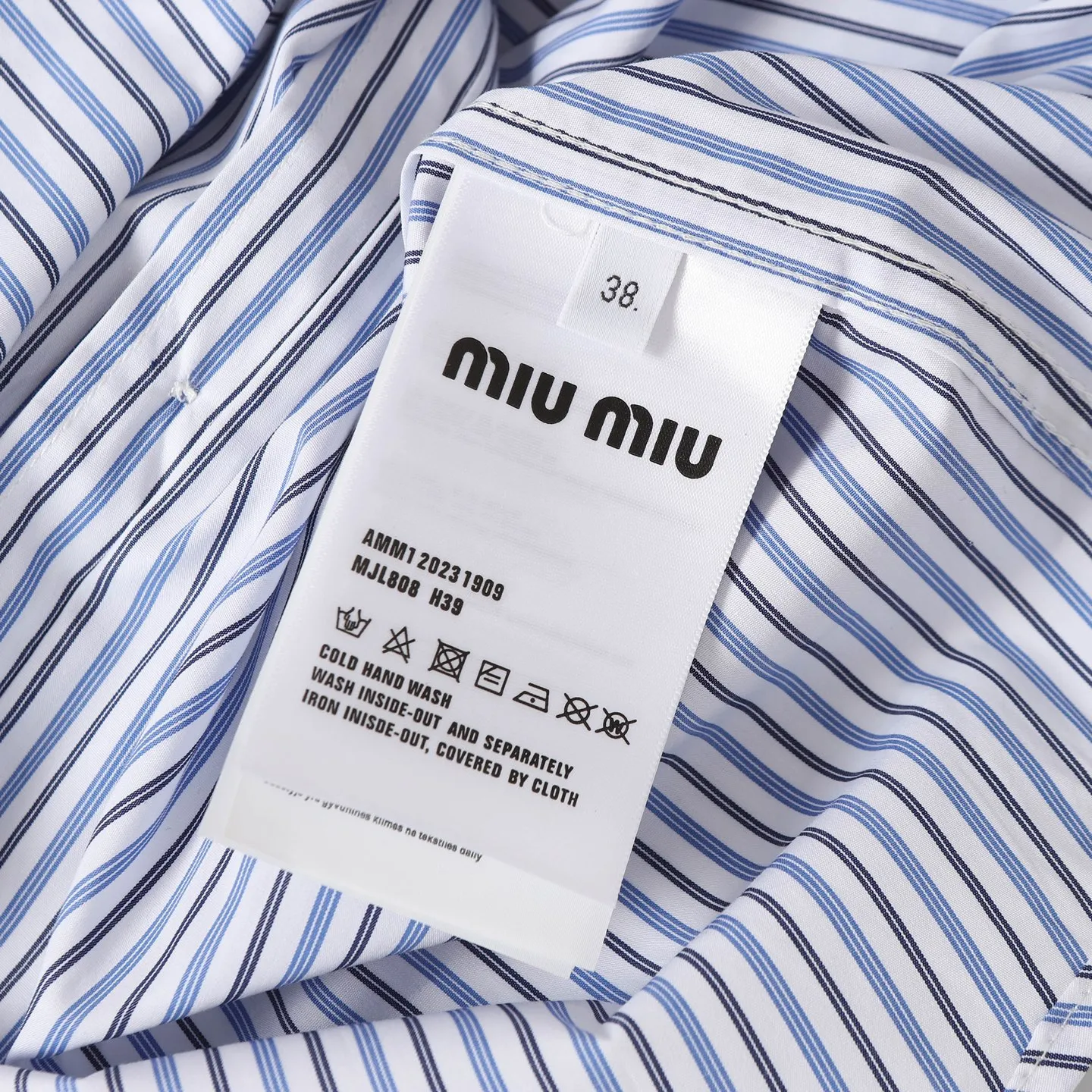MIU MIU/ ： Breathable ，Classic 。 ， ， 。 ， ， ， 。 。 ， ， 。 ， ， Miu Miu 。 Classic ， ， Miu Miu 。 ⚠️ ：Blue ⚠️Size：36/38/40