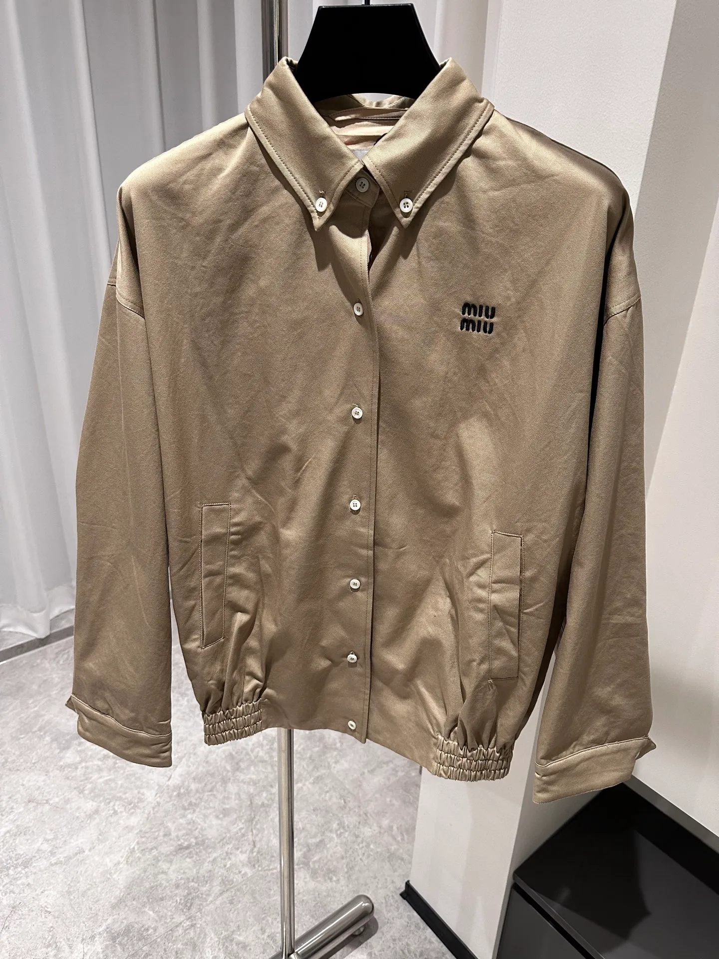 Miu Miu Khaki Miu Miu Classic 1： Miu Miu 2: 3: 4: Size：M-3XL