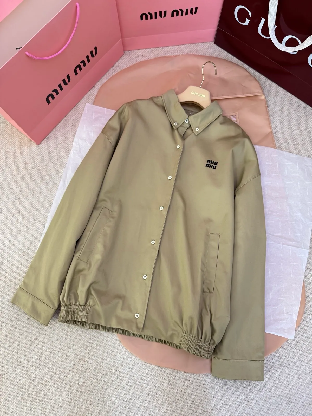 Miu Miu Khaki Miu Miu Classic 1： Miu Miu 2: 3: 4: Size：M-3XL