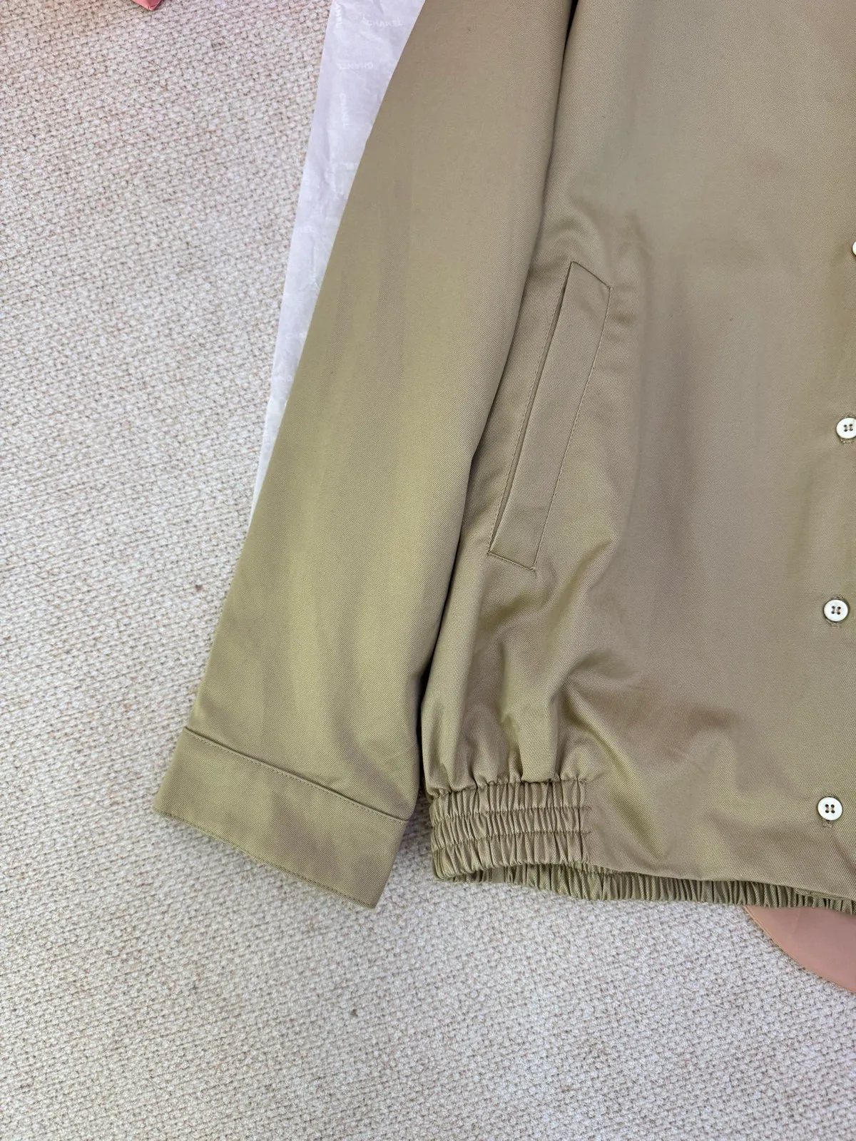 Miu Miu Khaki Miu Miu Classic 1： Miu Miu 2: 3: 4: Size：M-3XL