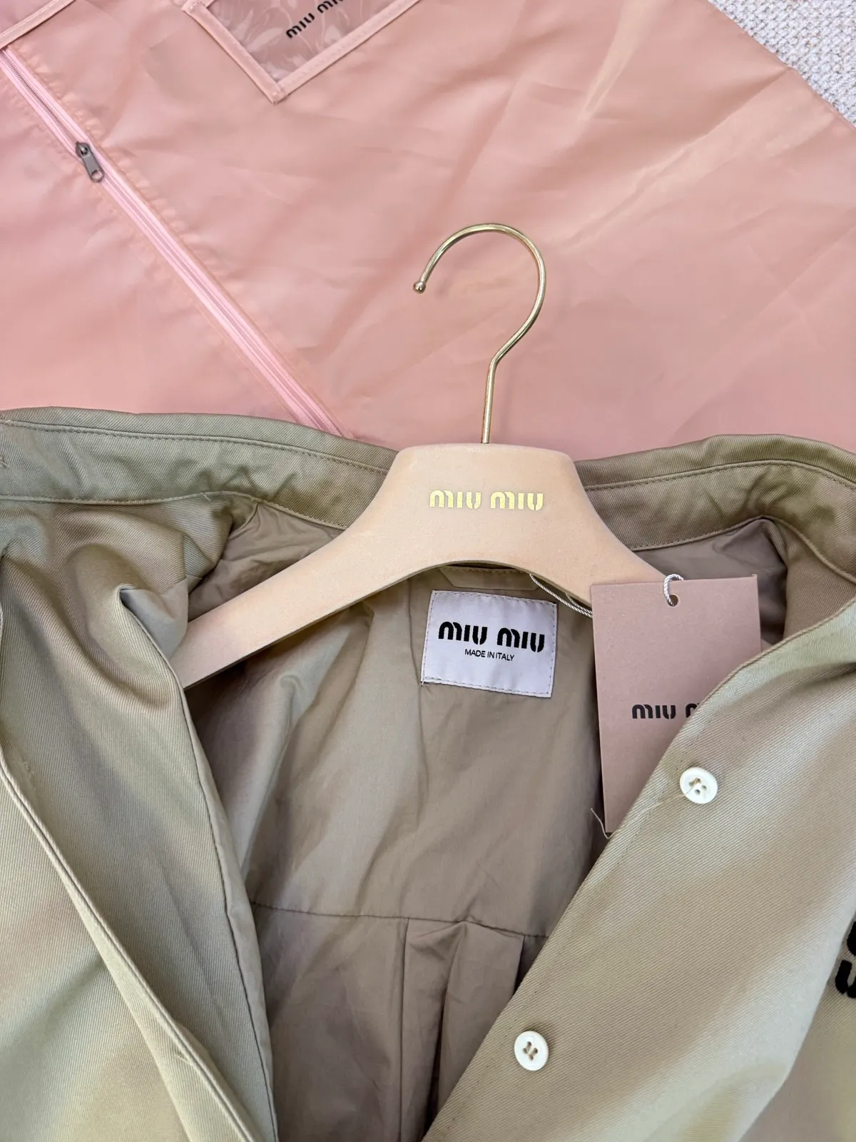 Miu Miu Khaki Miu Miu Classic 1： Miu Miu 2: 3: 4: Size：M-3XL