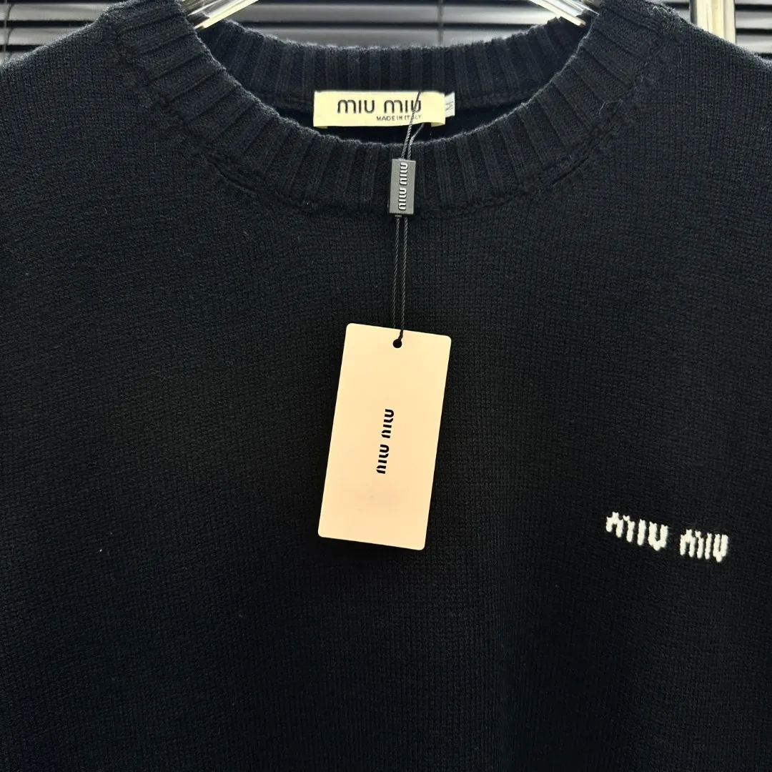 ：MIUMIU LOGO Size：S-XXL ： ： Same Style