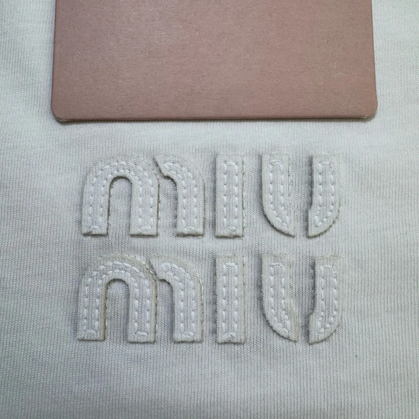 Miumiu 160g Breathable Series ， ， ， ， ， ！ 99% ：Black White Size：XS S M L In Stock：P80