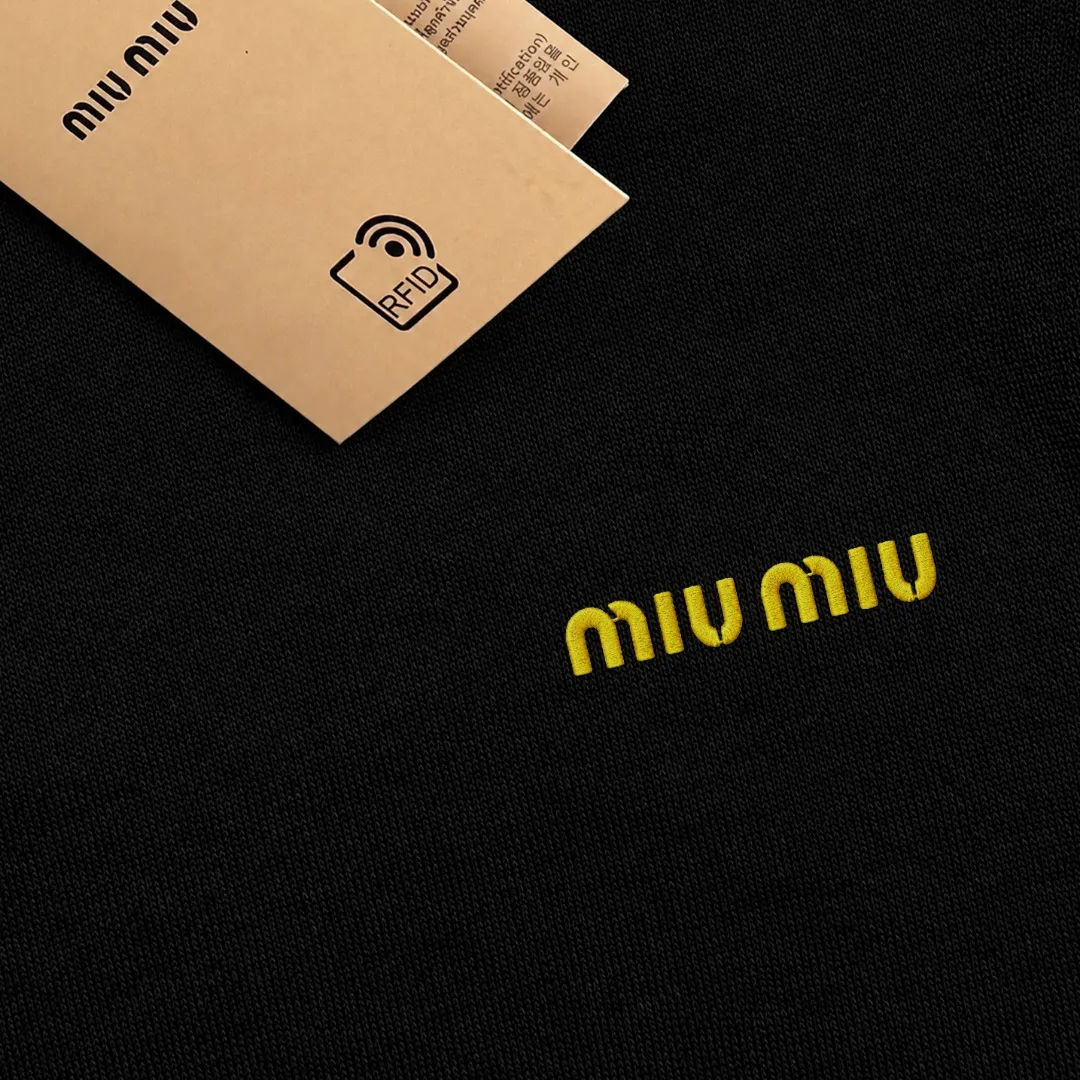 miumiu～ Classic logo， 《 》 ， ， Same Style ， : Black White Coffee Brown Size：S（90-130 ） M（125-150 ） L（135-165 ） XL（160-190 ） XXL（185-220 ）