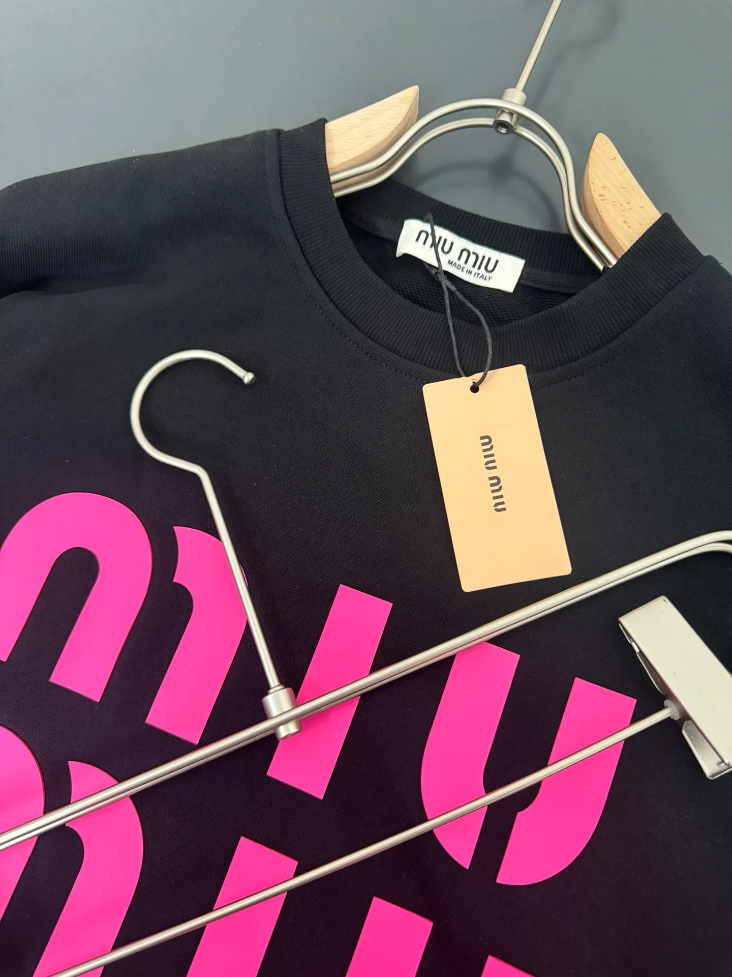 Miu Miu* New Arrival ， logo ，400 ！ ， ， ， Versatile Sizes S M L XL XXL