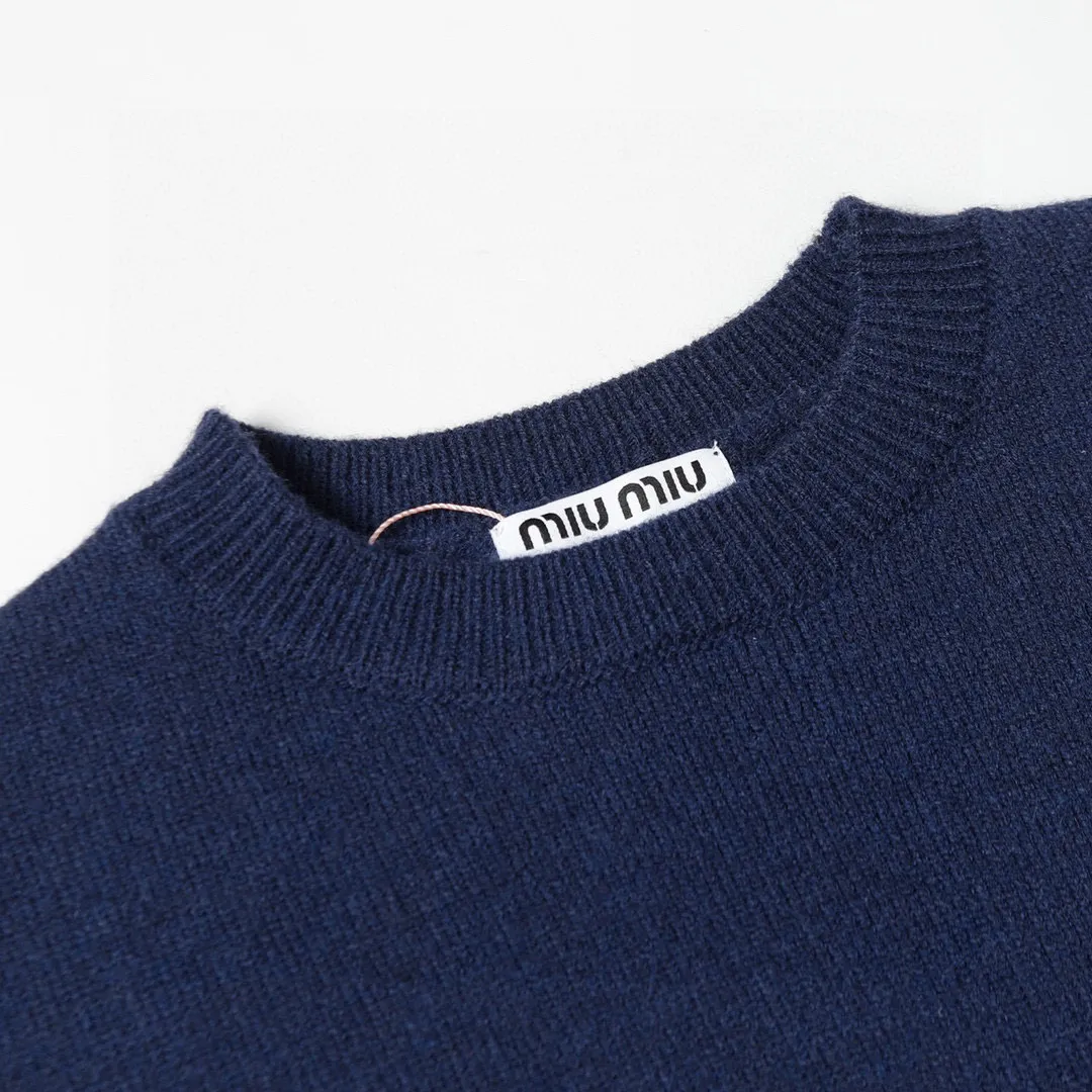 miumiu/ 24fw 16,200 ， 60% Blue， ， ， 3 。 ， ， ， ， 。 Versatile， ， 。 Size：S M L