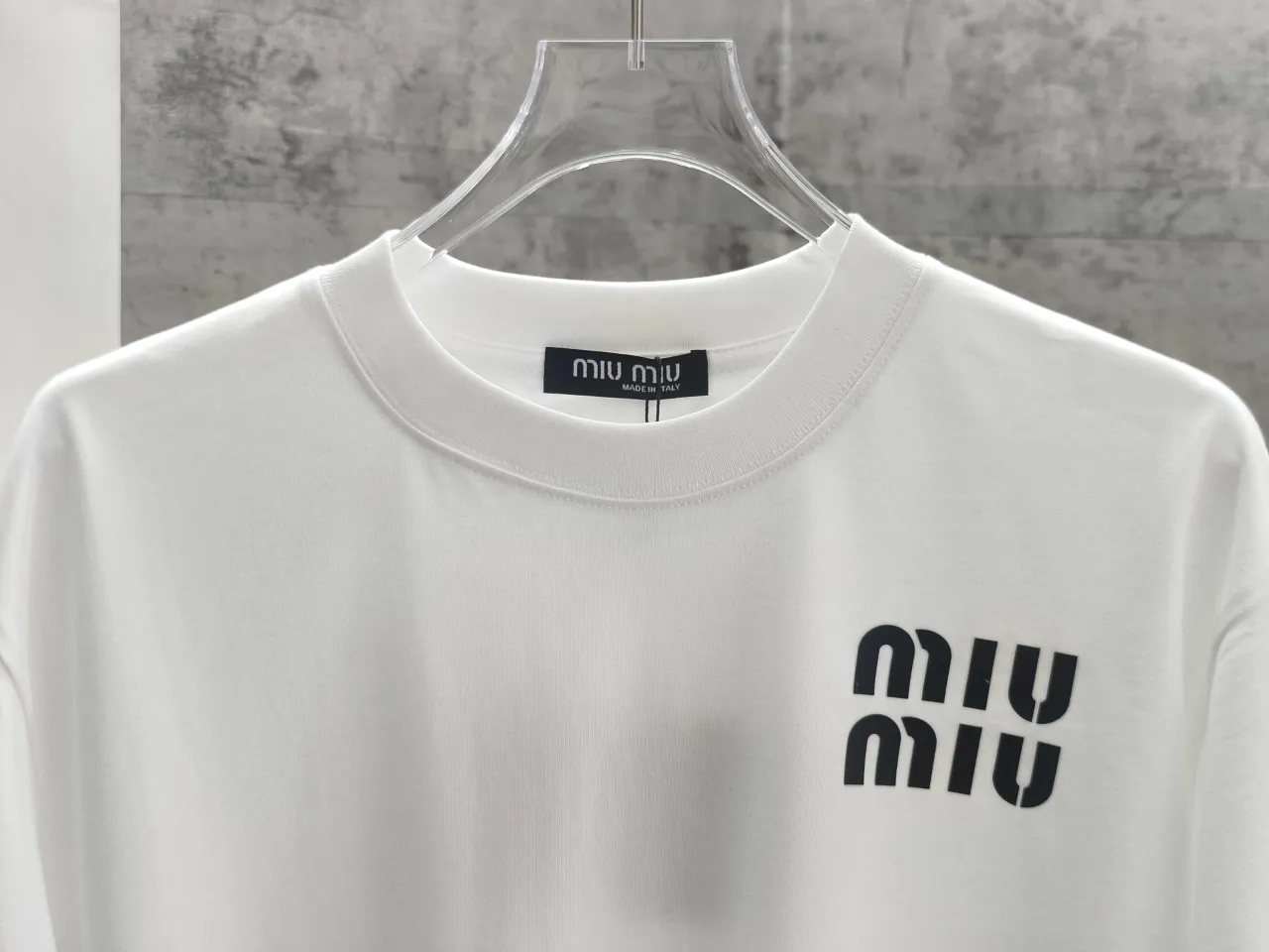 P95🌈 Miu Miu* New Arrival T 280 32 Breathable 320g 1.1 ， Os Same Style Versatile Size: S M L XL XXL ：White Black