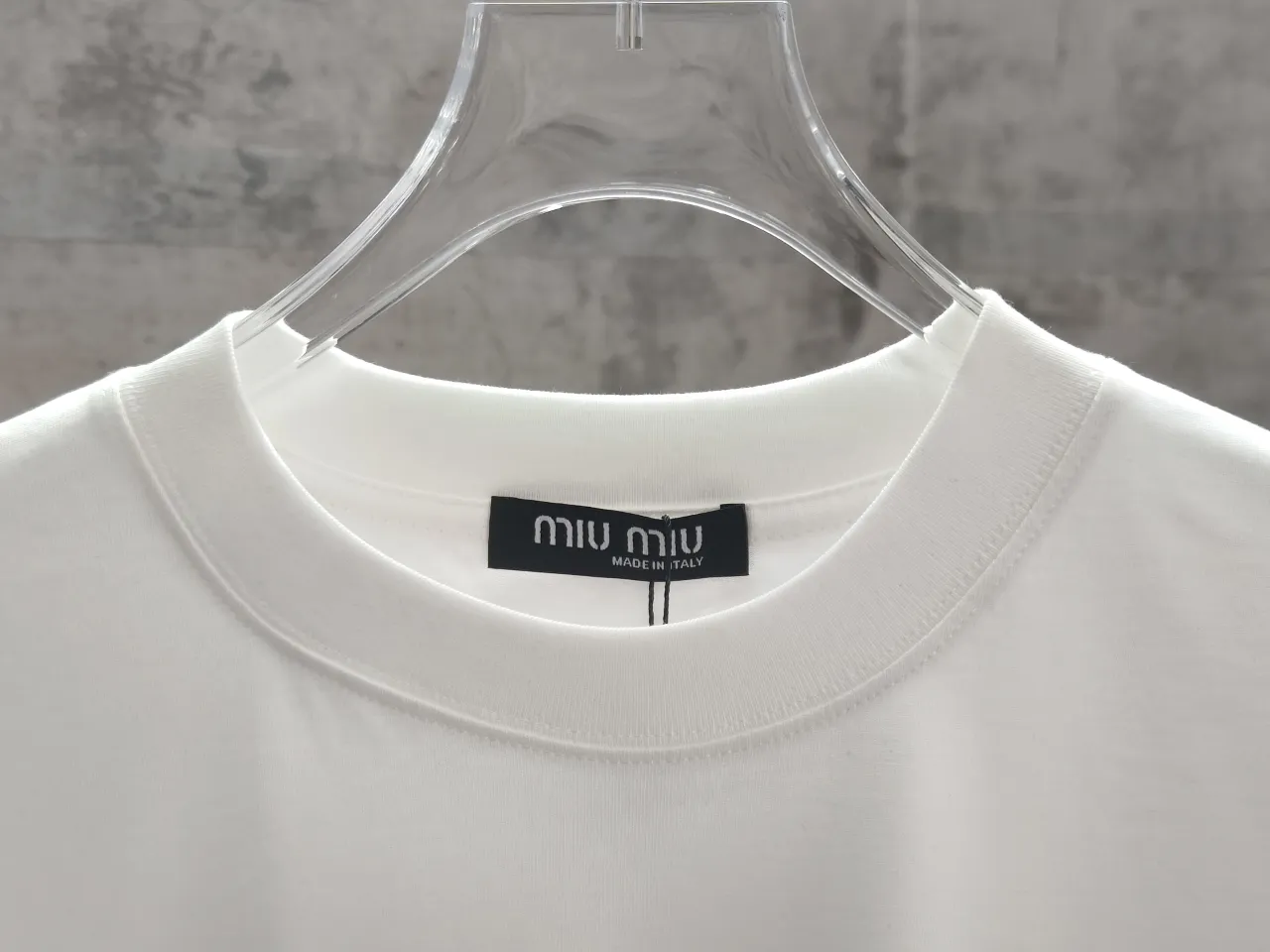 P95🌈 Miu Miu* New Arrival T 280 32 Breathable 320g 1.1 ， Os Same Style Versatile Size: S M L XL XXL ：White Black