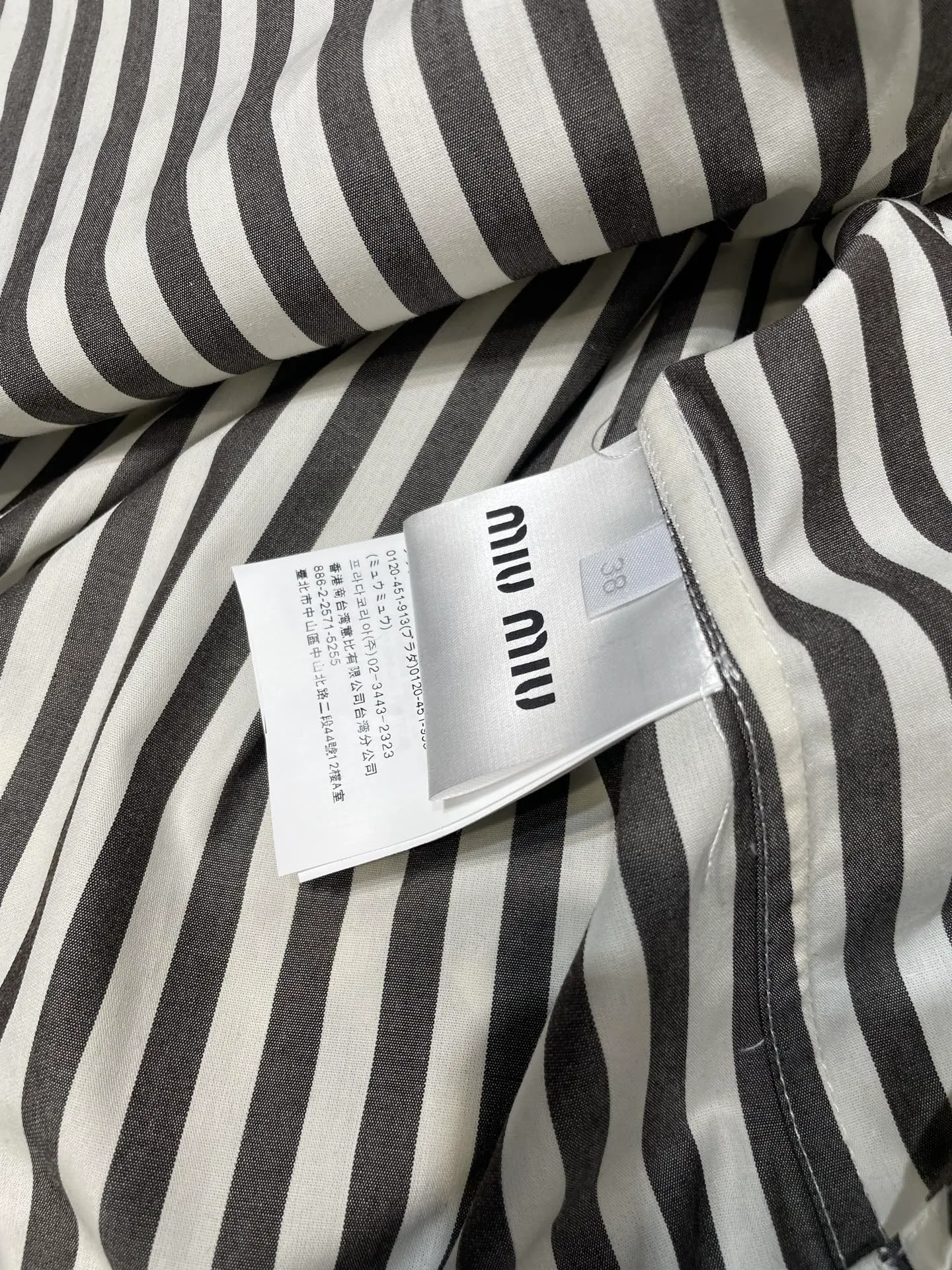 Miumi 25Ss logo 。 ！ ！ ， ！ Versatile ！ ！ Quality 。 Size：SML