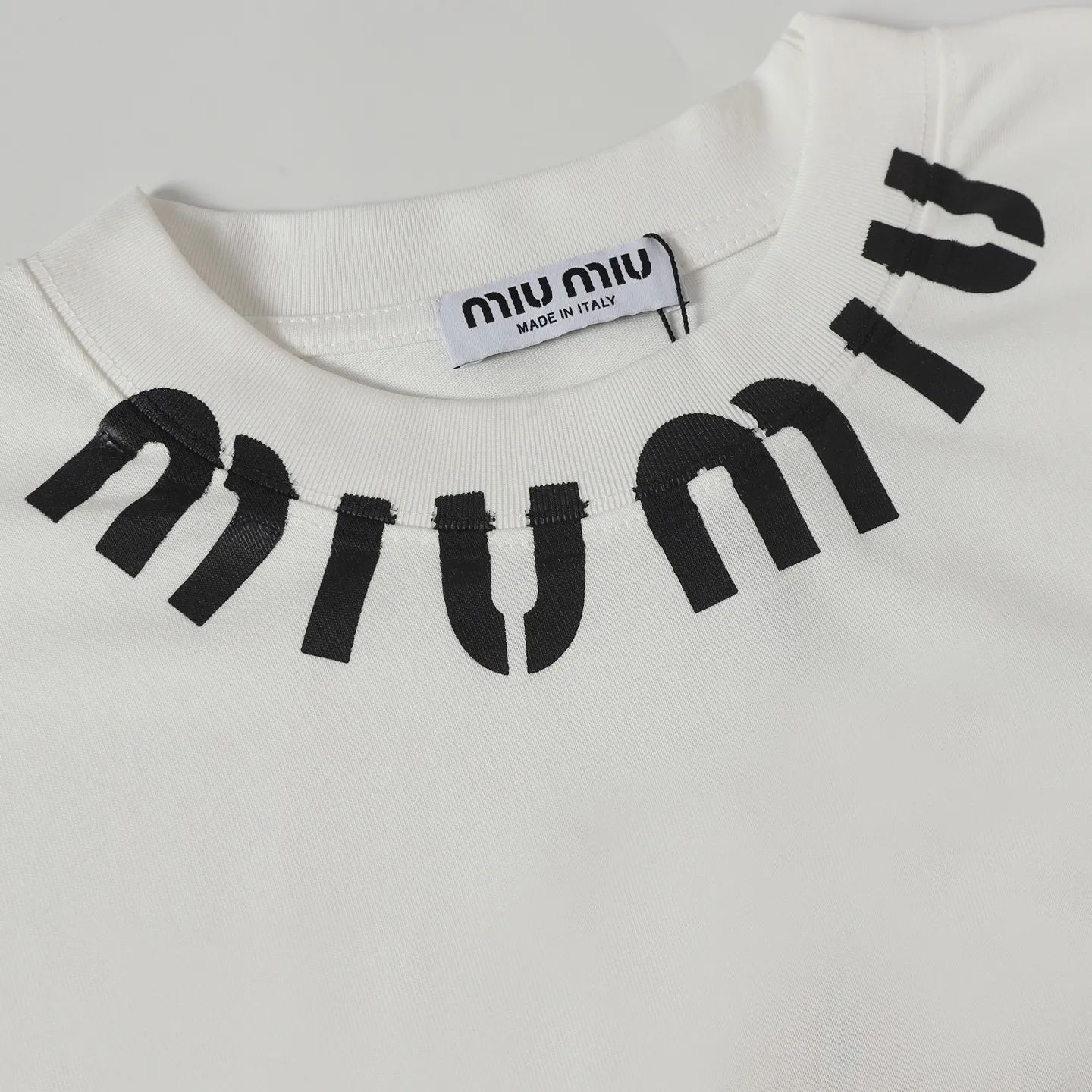 MIUMIU/ 25ss t ， logo ， Breathable， ， ， ：Black White Size：XS S M L