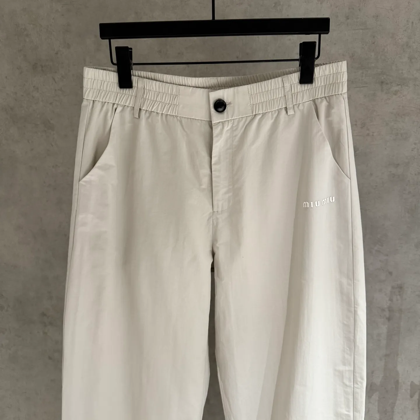 【 Quality】Miumiu New Arrival Black White 3 Size：S-XL