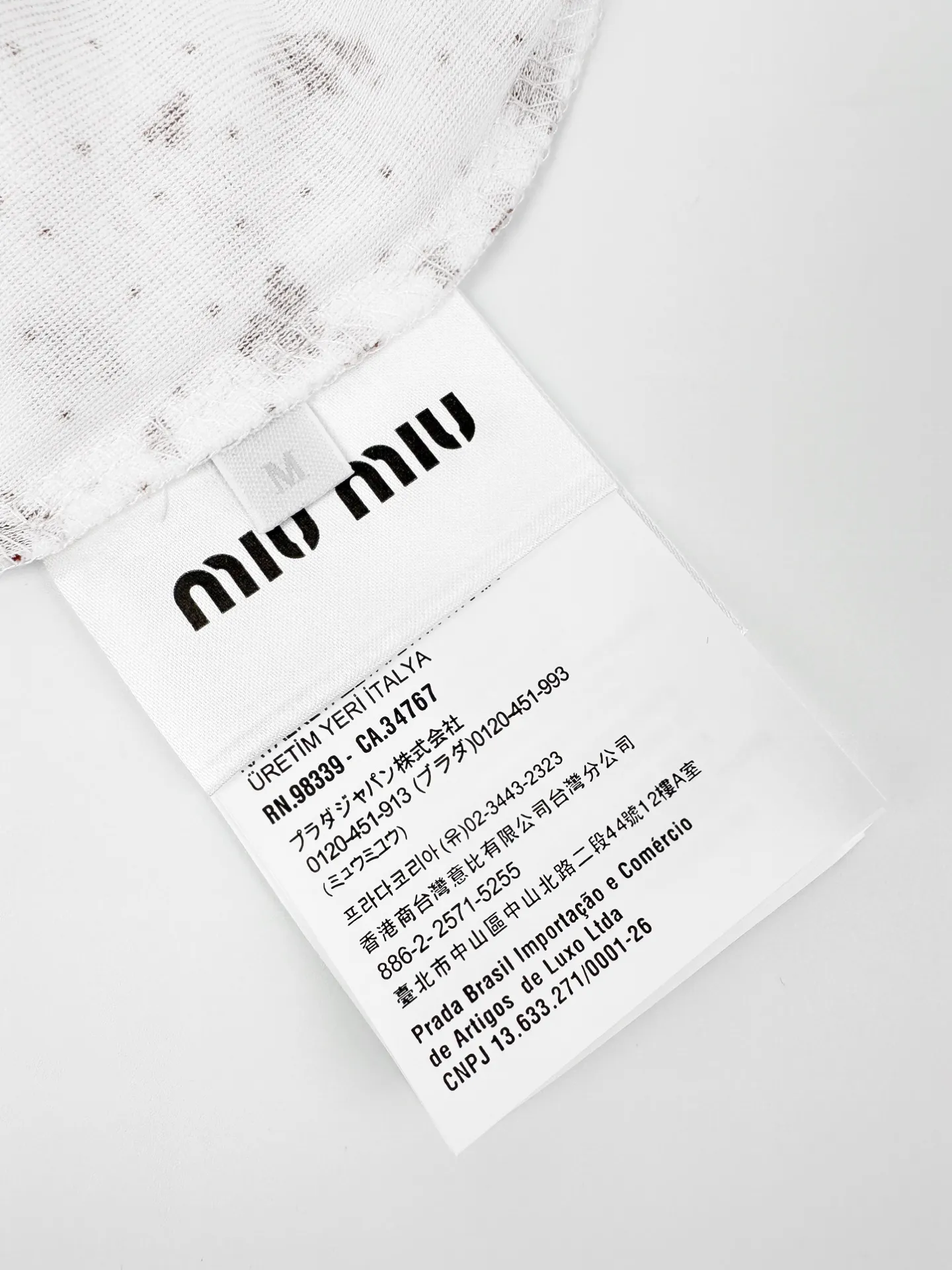 Breathable 。 ， ， 。 Miu Miu ， ； ， 。 ， ， ， ； ， 。 1. ， ， 。 2. ， ， 。 3. ， ， ， 、 ， 。 ： 1:1 MM 1:1 MM ： Size： XS S M ： FF 746