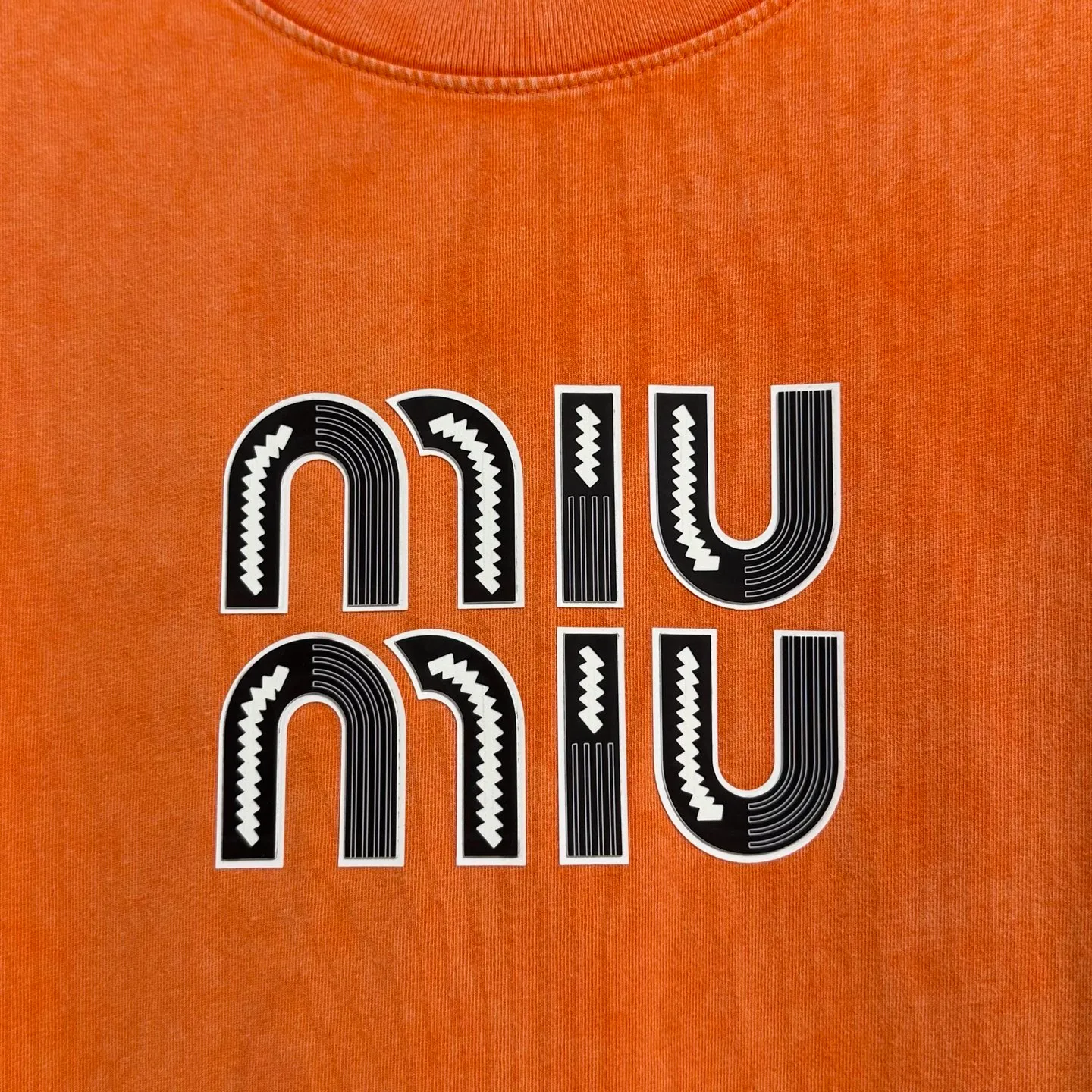 《𝙉𝙚𝙬⚜️ 》 2026 New Arrival T 32 275 ：Khaki Black Purple Orange Sizes：S M L XL XXL