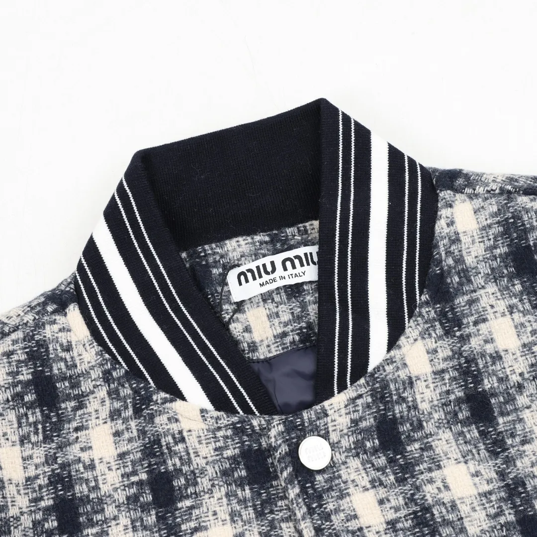 Miumiu/ ： ！！ ， X 7 , . ( LOGO)， ， 《 》， ， ， ， ！ Size：XS-L