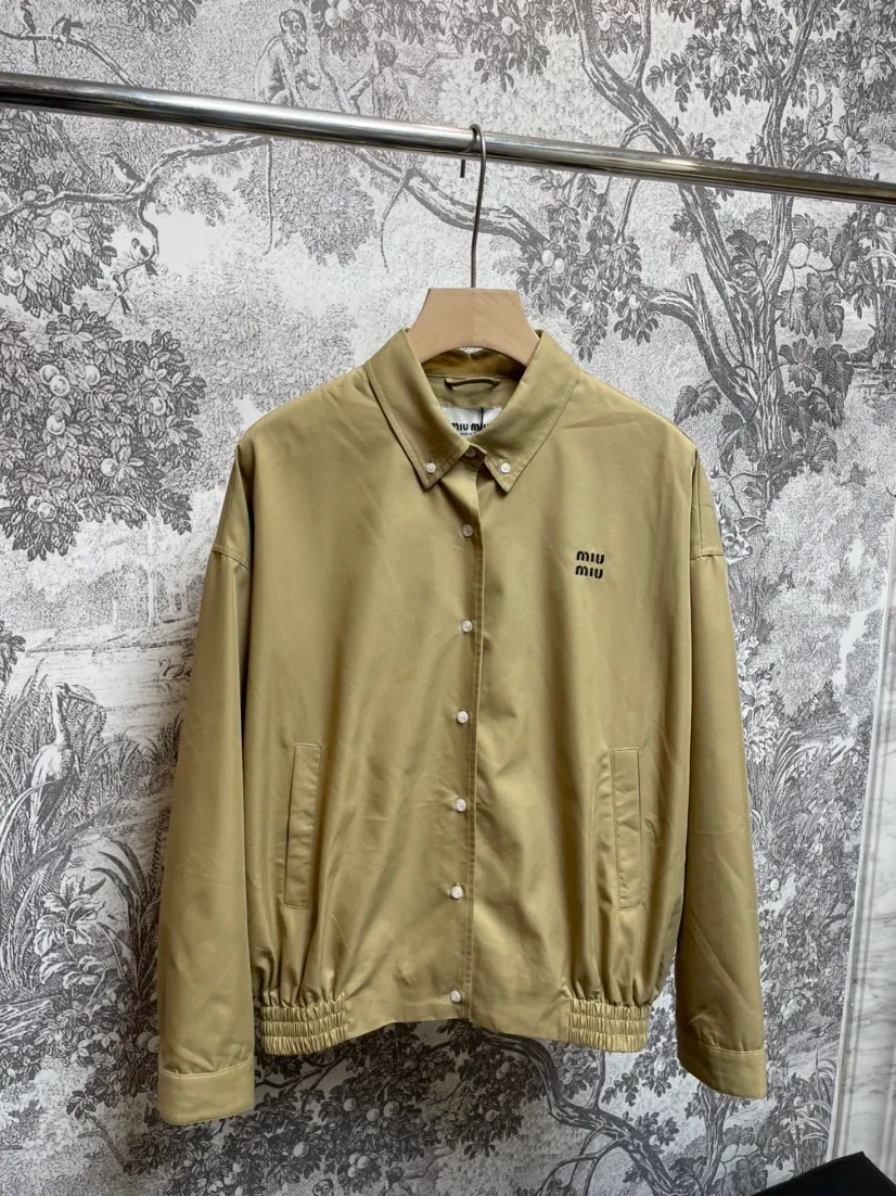 Miu Miu Khaki Miu Miu Classic 1： Miu Miu 2: 3: 4: Size：M-3XL