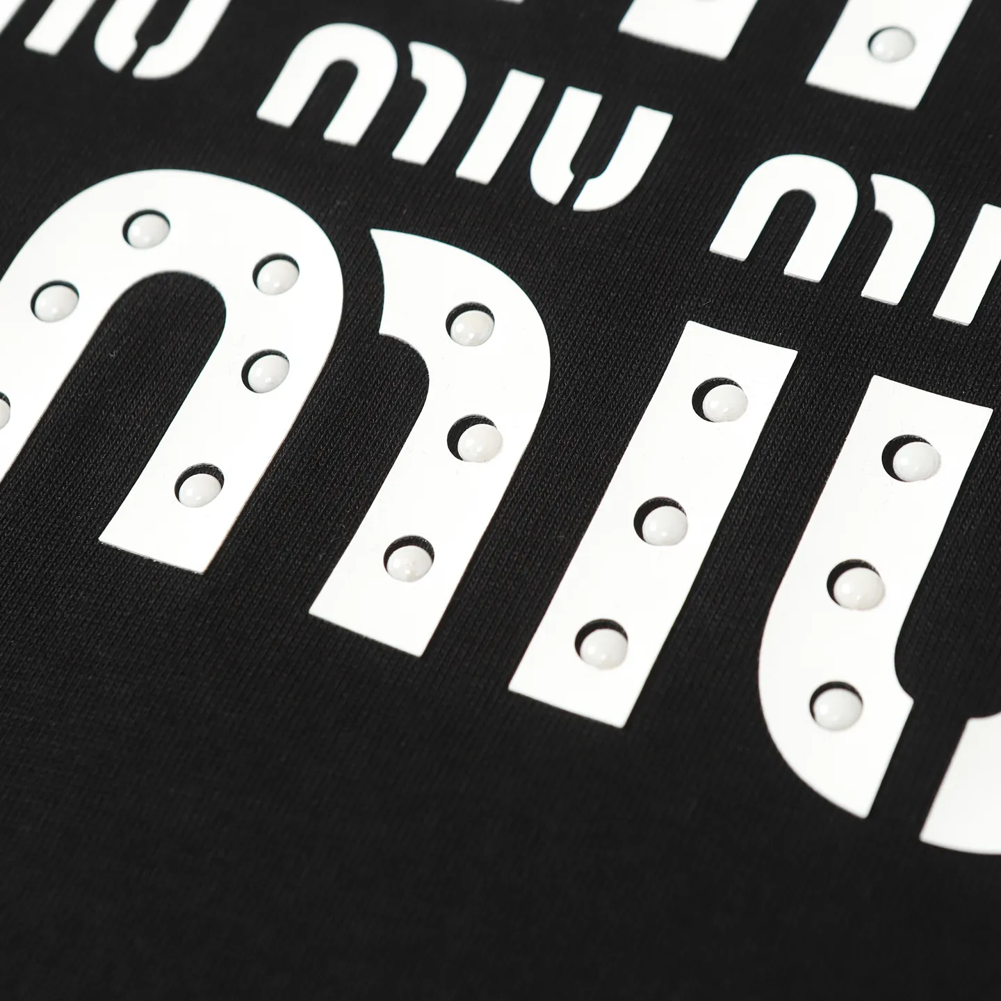 Miu Miu/ 25ss T 、 ， 。 Size：XS-L