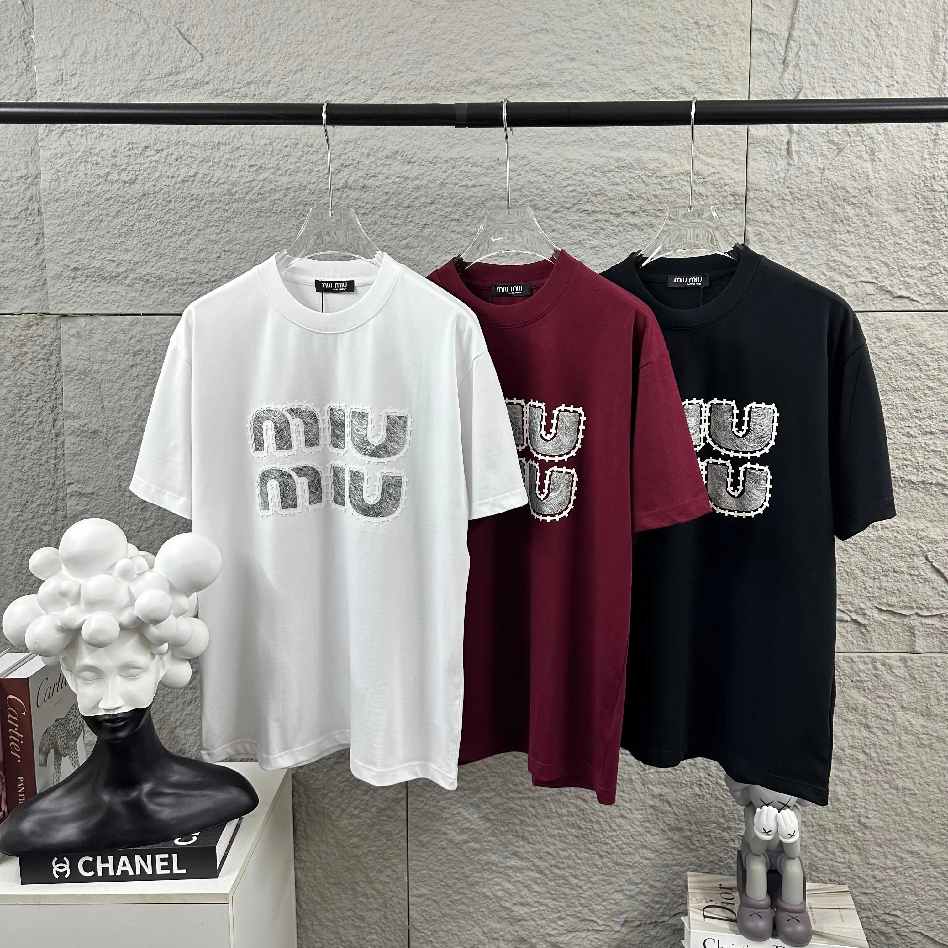 miu miu* 2026 Classic T Same Style ：Black White Red Size： S （90-130 ） M （120-150 ） L （140-165 ） XL （160-180 ） XXL （180-210 ）