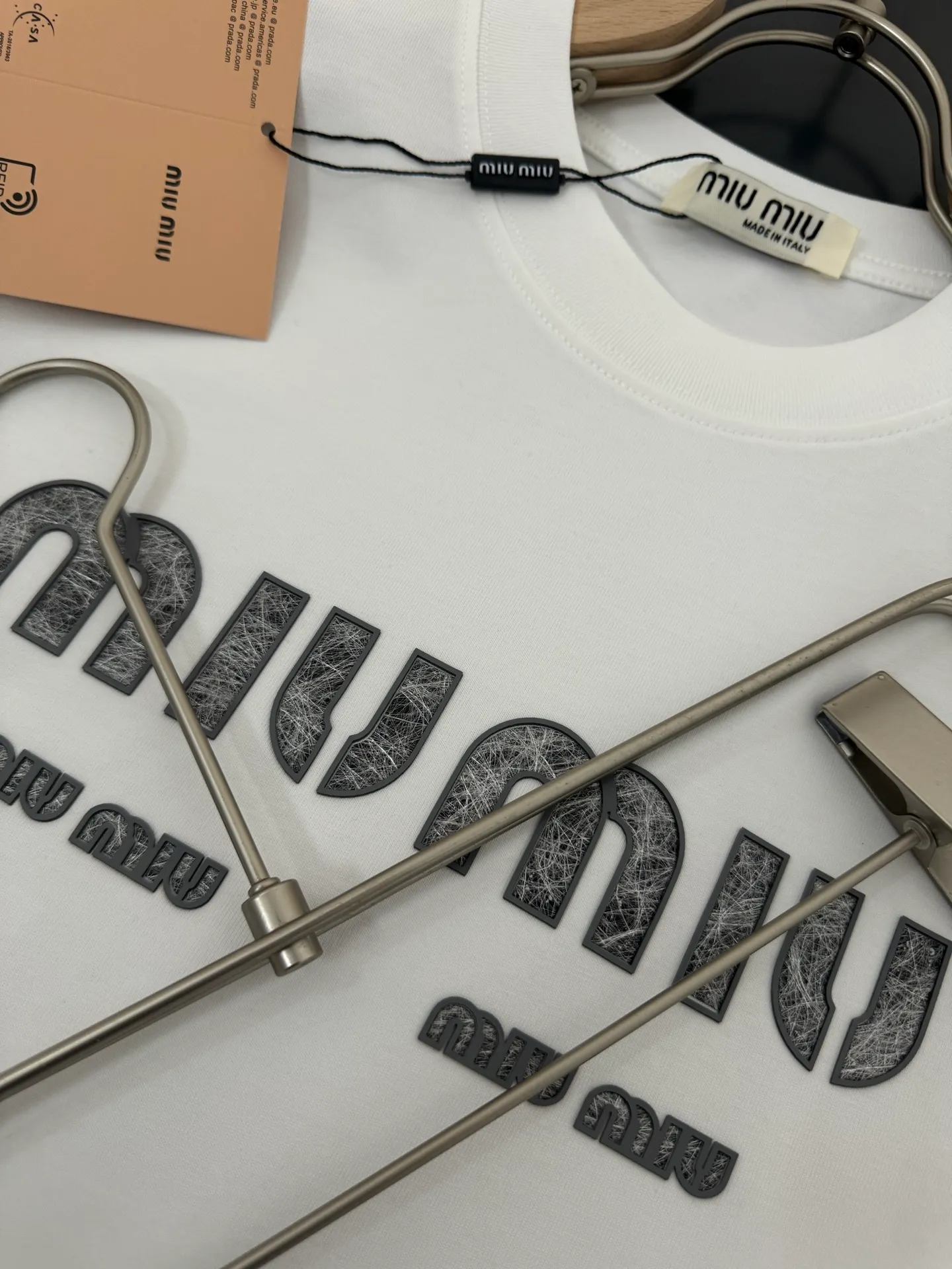 miumiu* *320g t Breathable logo New Arrival t ， ， Versatile ：Black White Red Sizes：S M L XL XXL