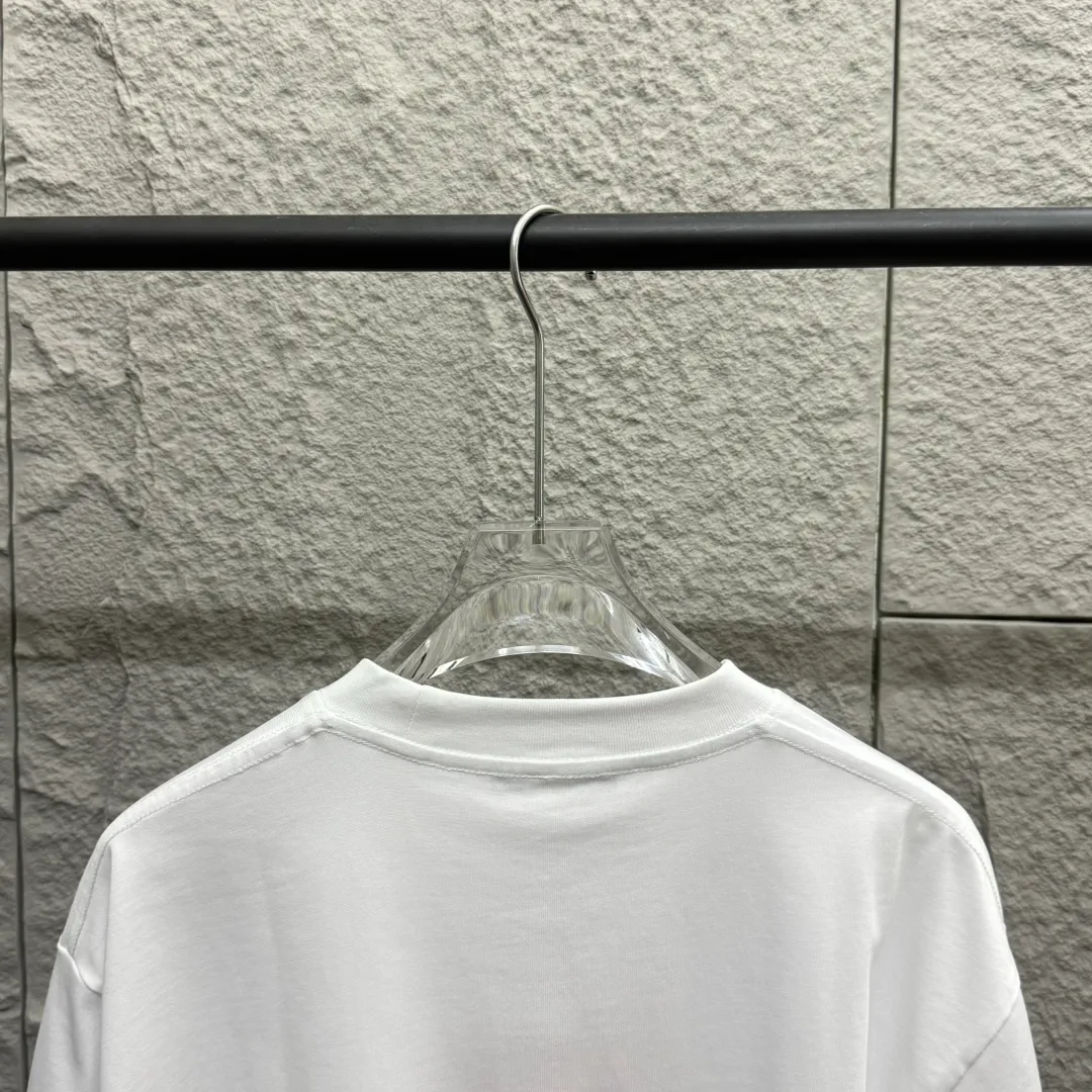 Miu Miu*2025 New Arrival Classic T Same Style ：Black White Size： S （90-130 ） M （120-150 ） L （140-165 ） XL （160-180 ） XXL （180-210 ）