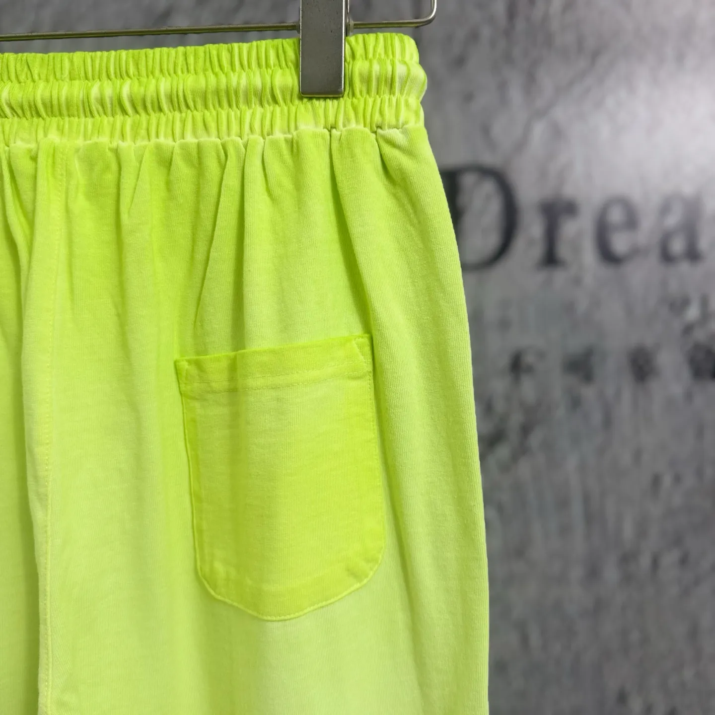 《𝙉𝙚𝙬⚜️ 》 2026 New Arrival Same Style 300 Retro ：Pink Gray Green Sizes：S M L XL XXL