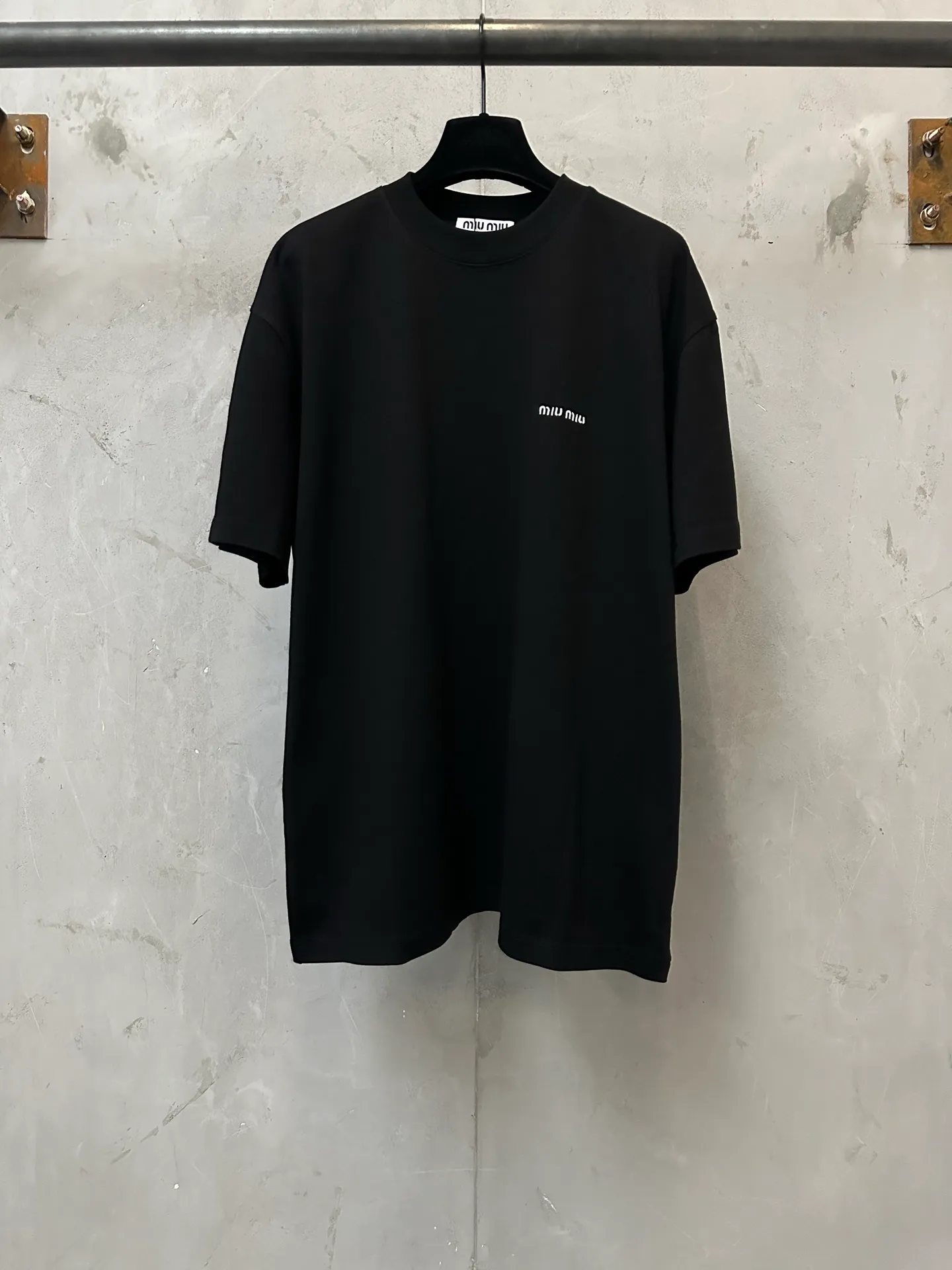 ￼- New Arrival 400g Miu Miu Classiclogo T ： 400 2*2 420g Color Change Same Style -Color: Black White Gray -Size: XS S M L XL