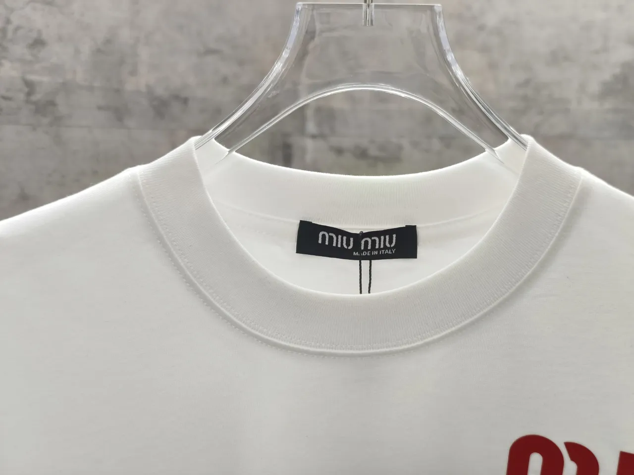 P95🌈 Miu Miu* New Arrivallogo T 280 32 Breathable 320g 1.1 ， Os Same Style Versatile Size: S M L XL XXL ：White