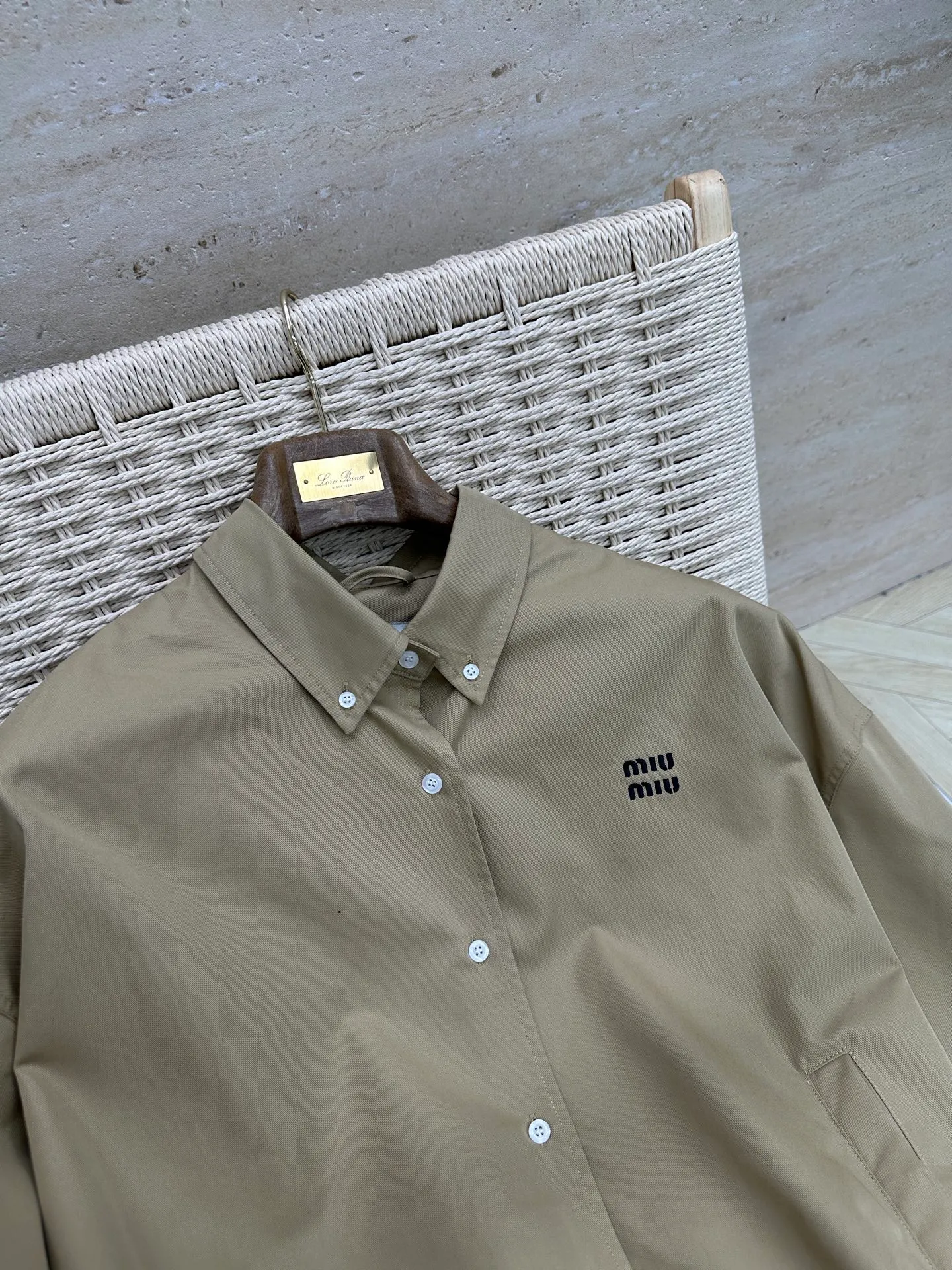 Miu Miu Khaki Miu Miu Classic 1： Miu Miu 2: 3: 4: Size：M-3XL